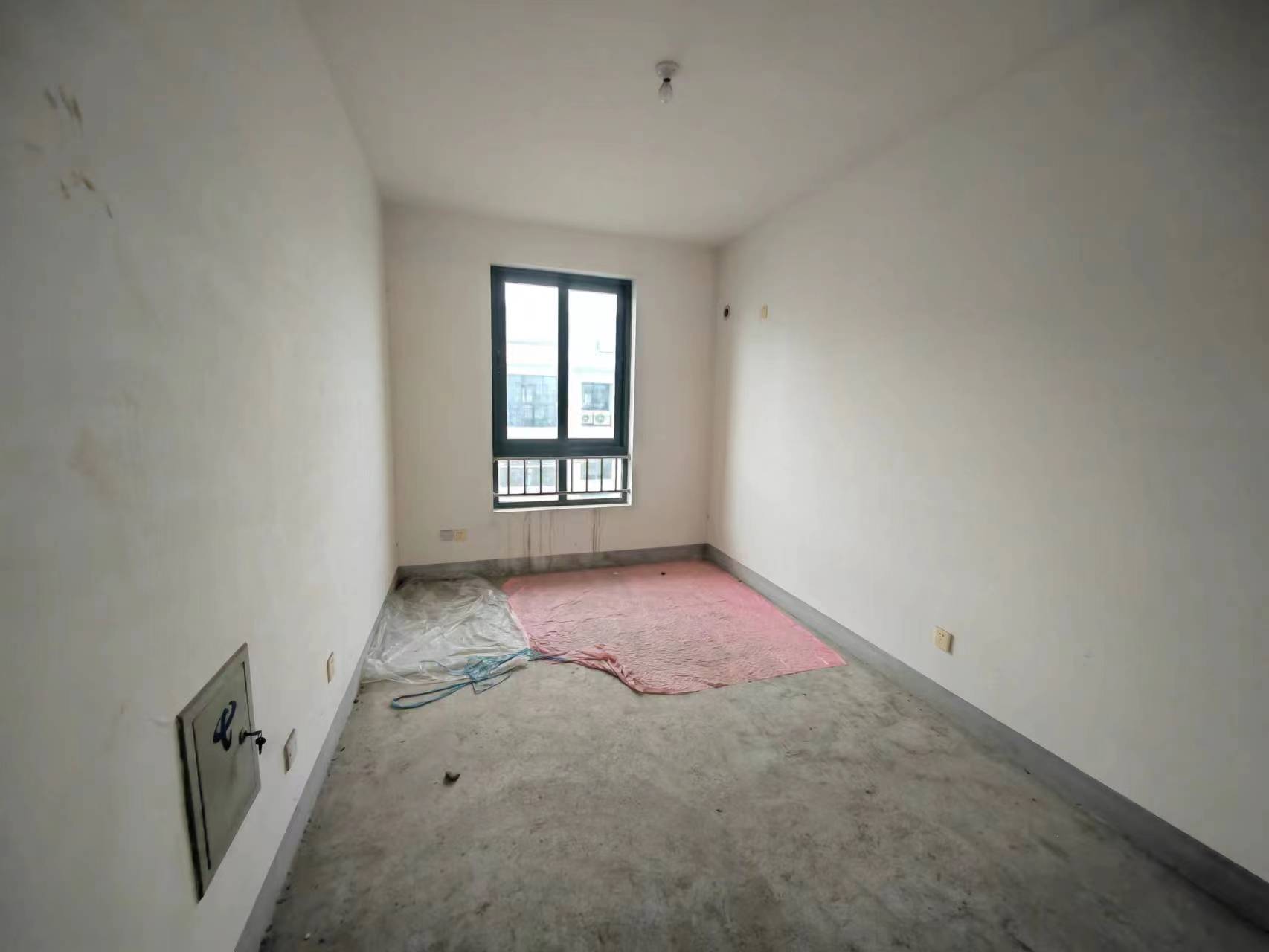 金水湾花园 4室2厅3卫 164m&sup2;