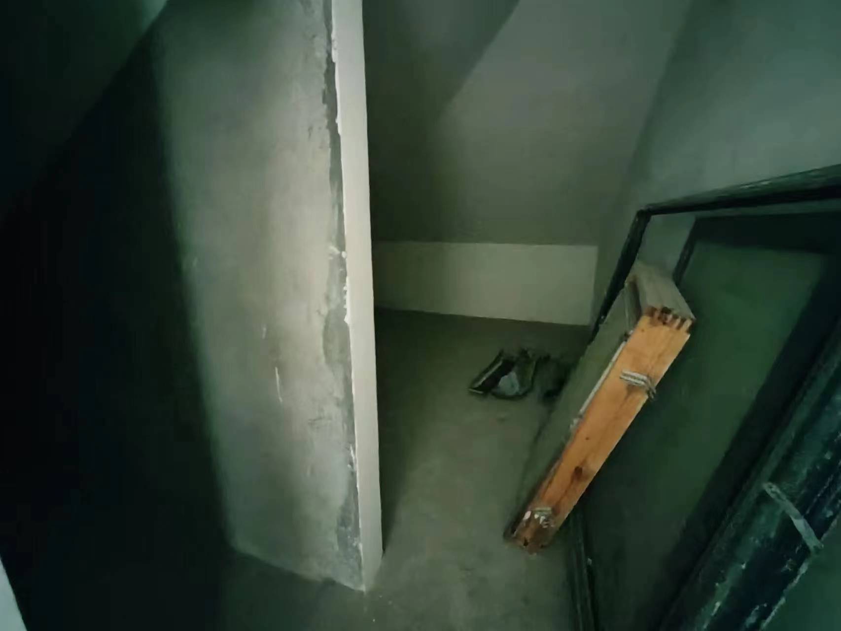 金水湾花园 4室2厅3卫 164m&sup2;