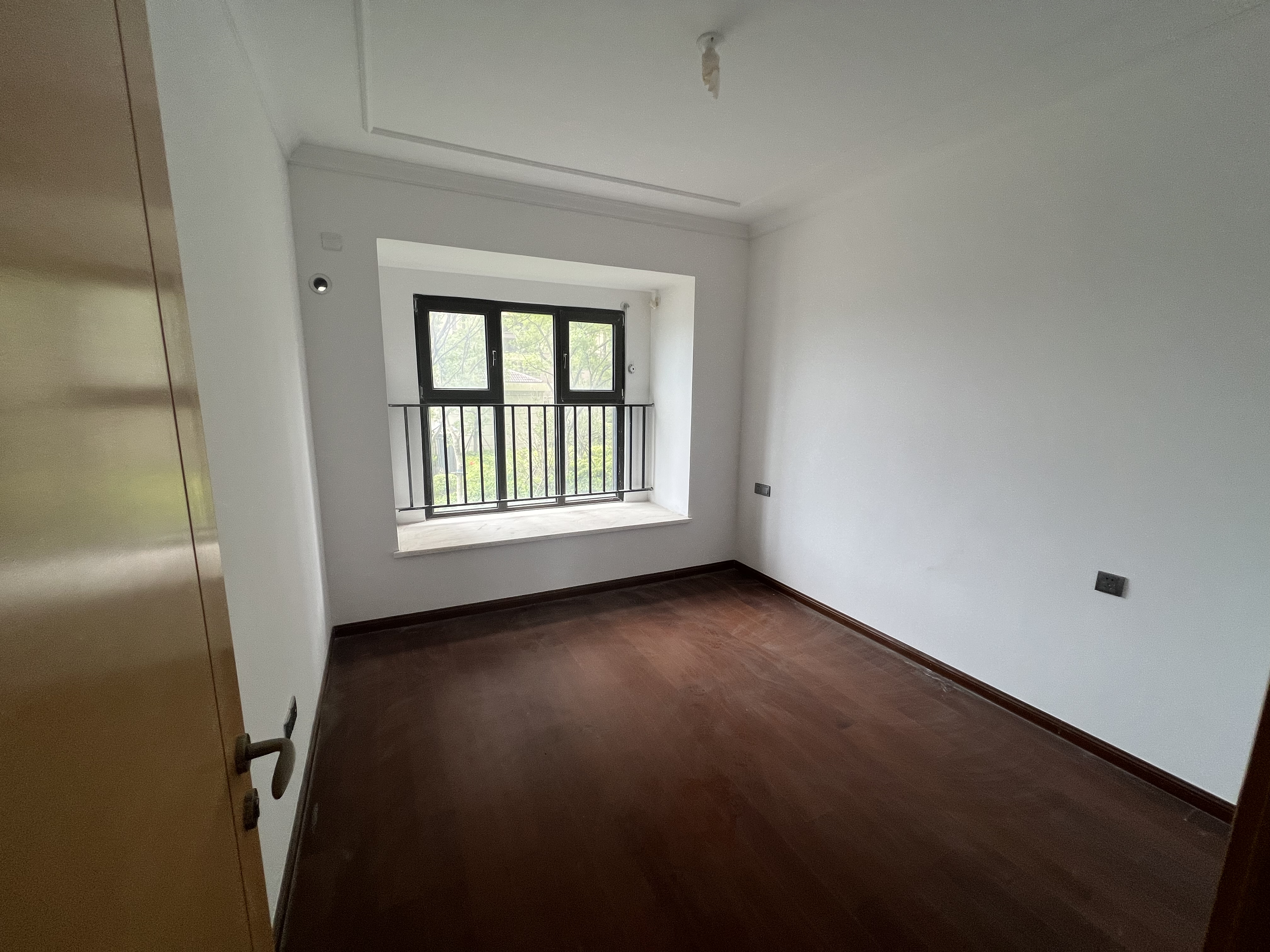富力院士廷 4室2厅2卫 143.00m&sup2;