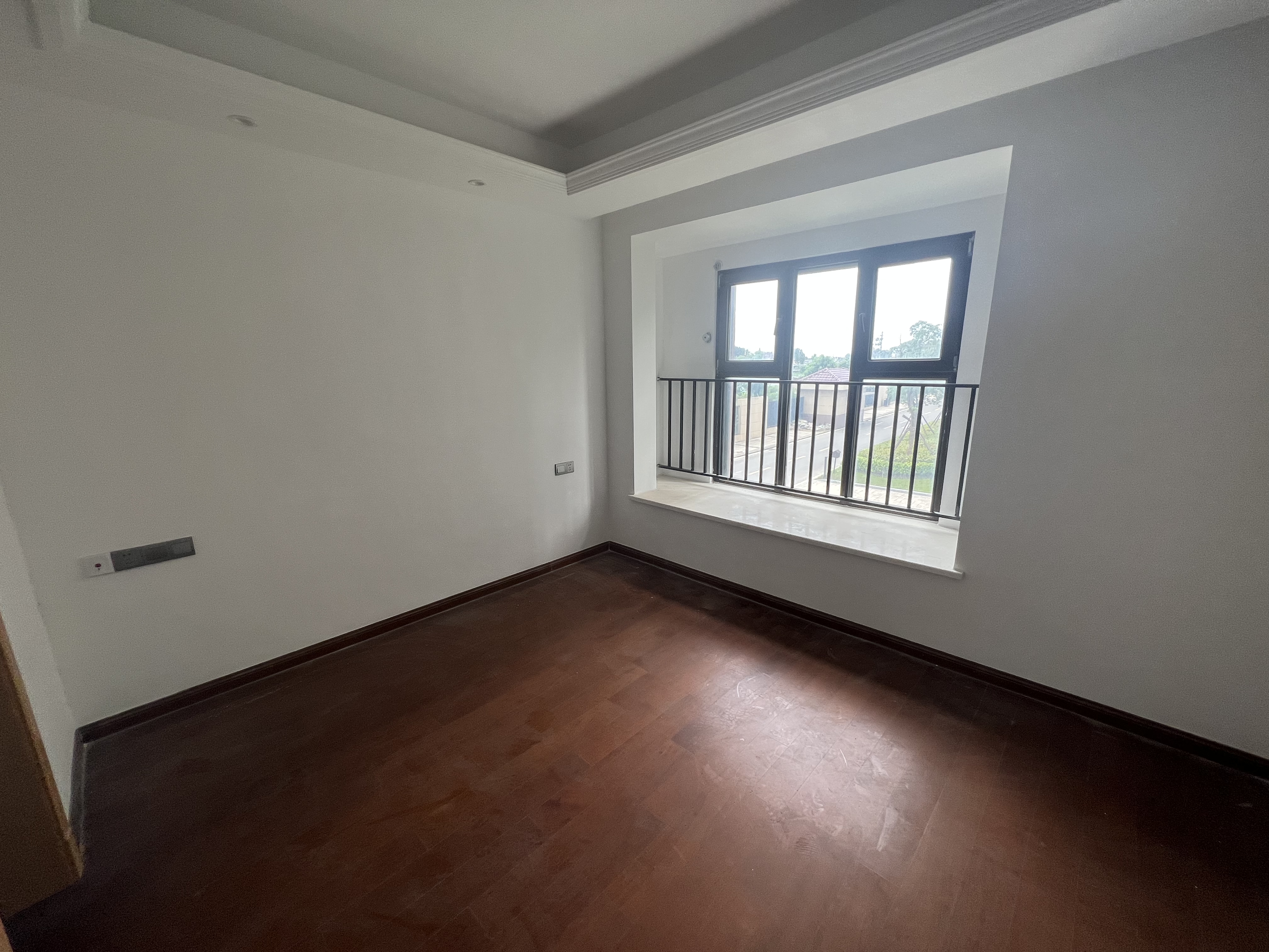 富力院士廷 4室2厅2卫 143.00m&sup2;