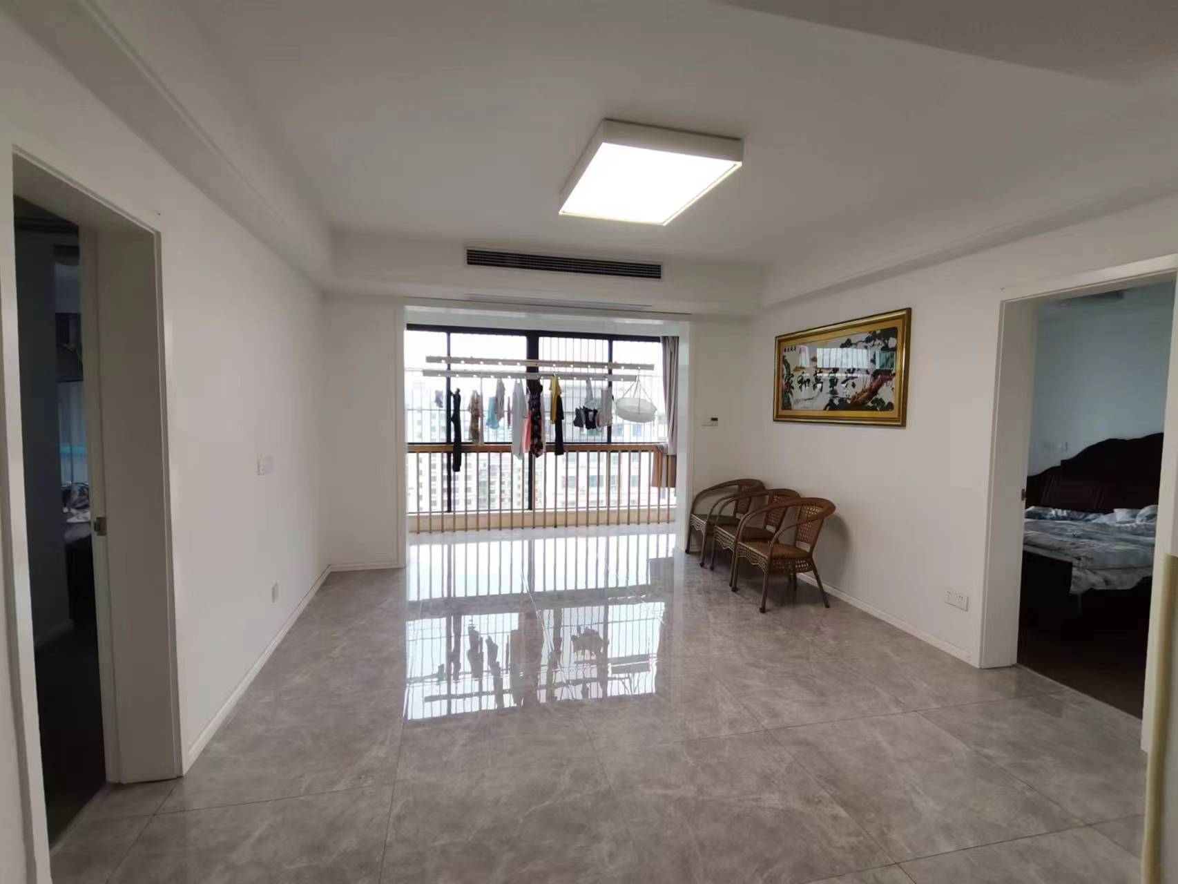 金色城邦 5室2厅2卫 180.00m&sup2;