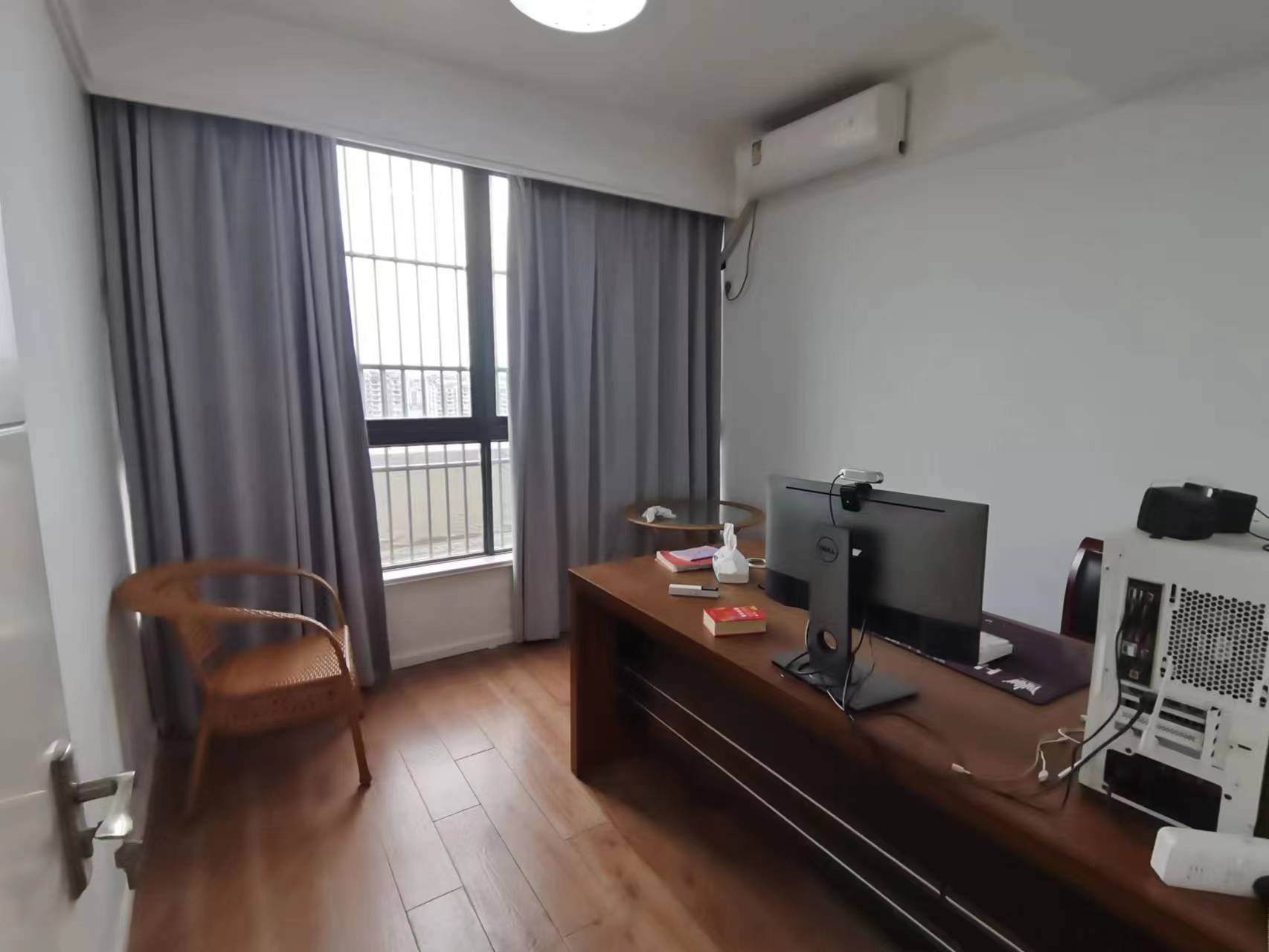 金色城邦 5室2厅2卫 180.00m&sup2;