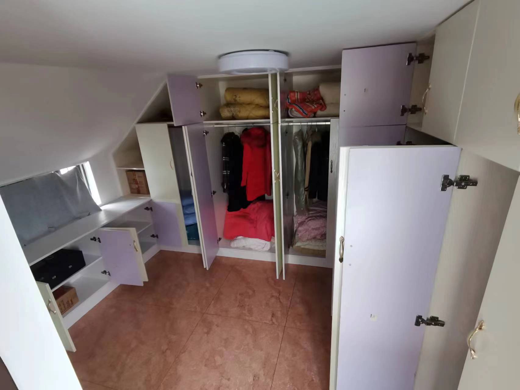 金色城邦 5室2厅2卫 180.00m&sup2;