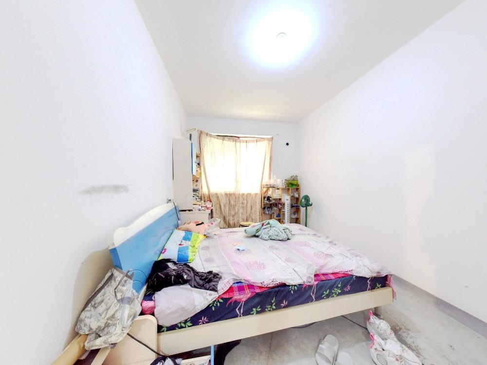 紫东南苑北区 3室1厅1卫 121m&sup2;
