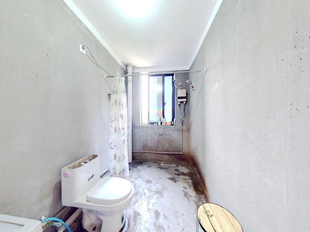 紫东南苑北区 3室1厅1卫 121m&sup2;