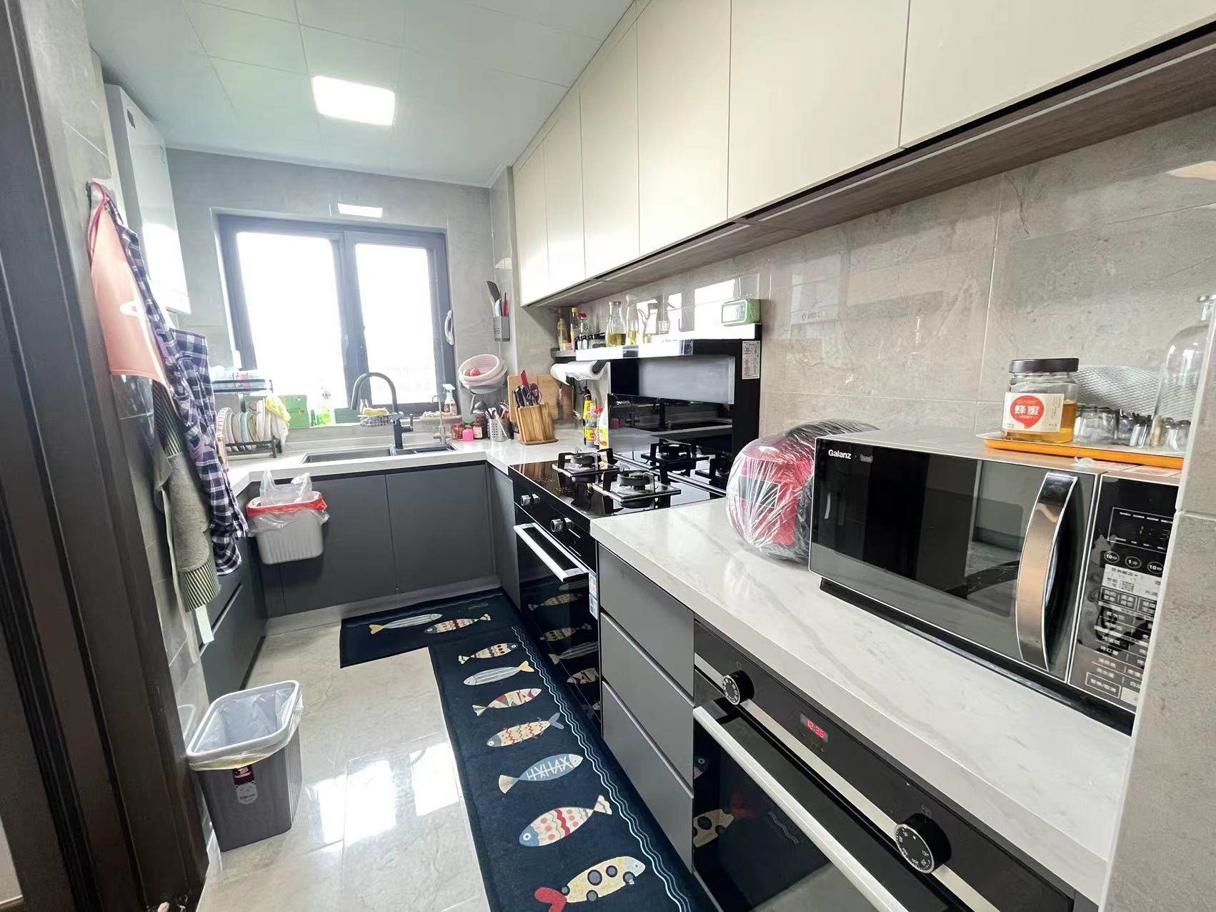 远创紫樾台 6室2厅3卫 260.18m&sup2;