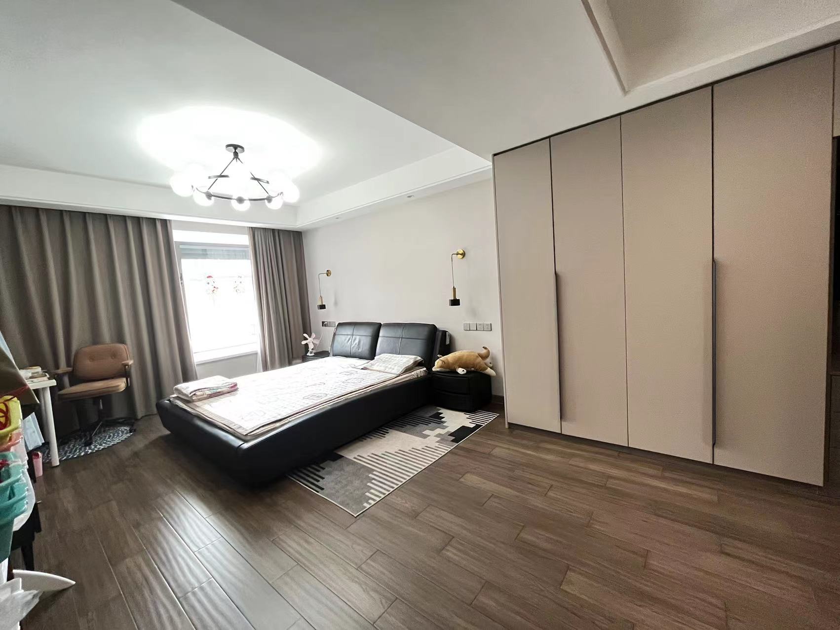 远创紫樾台 6室2厅3卫 260.18m&sup2;