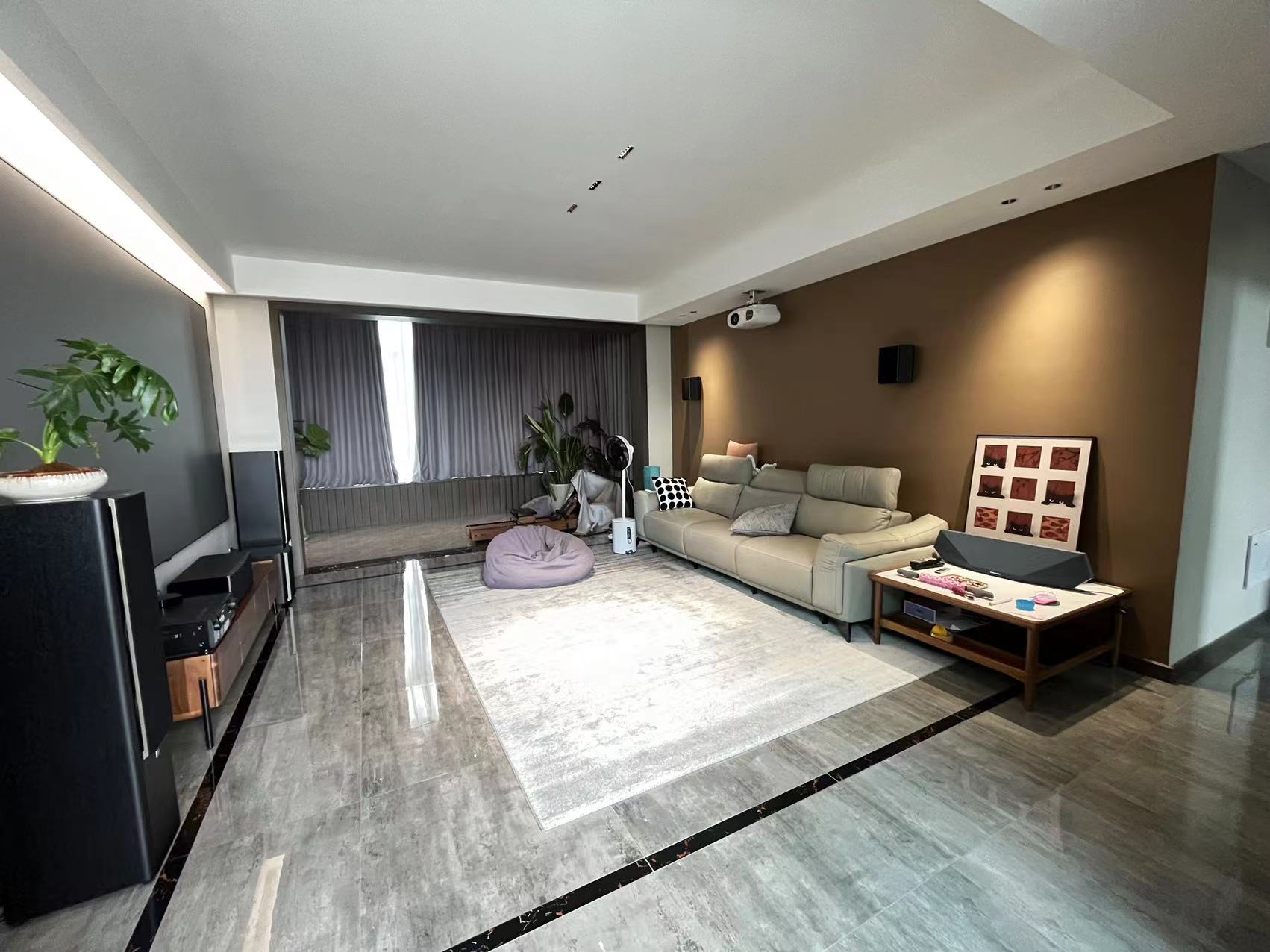 远创紫樾台 6室2厅3卫 260.18m&sup2;