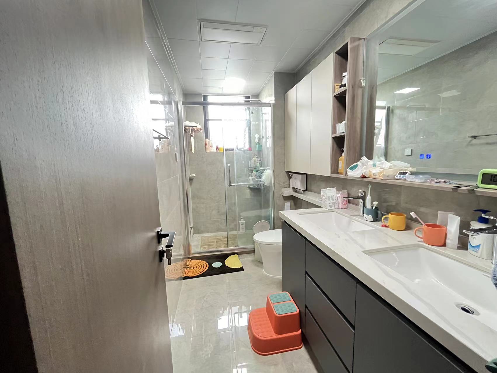 远创紫樾台 6室2厅3卫 260.18m&sup2;