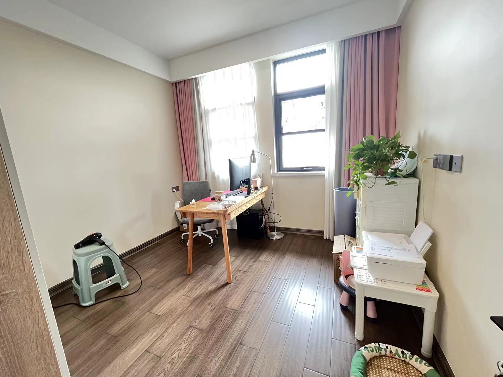 远创紫樾台 6室2厅3卫 260.18m&sup2;