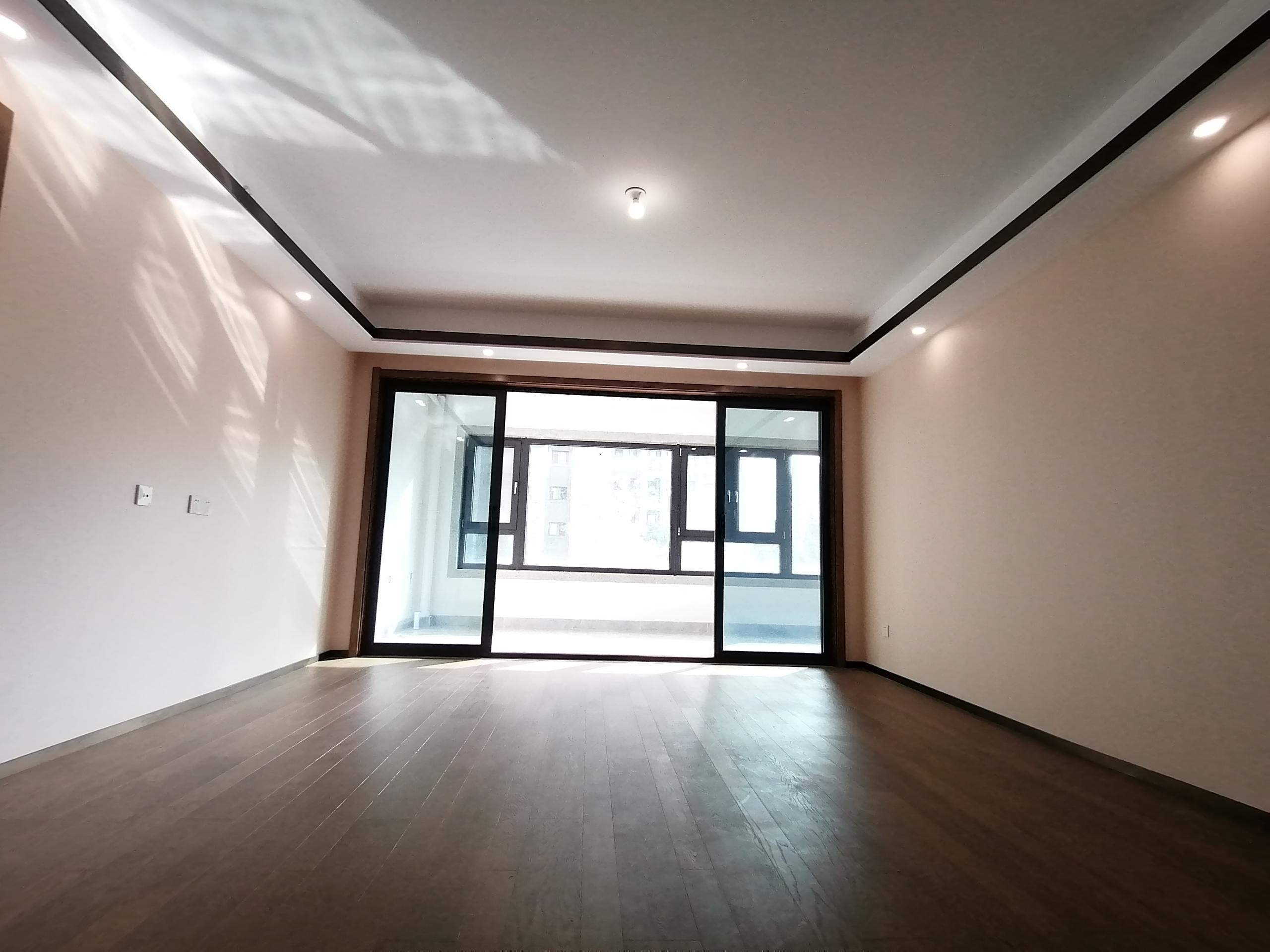 远创东樾 4室2厅2卫 155m&sup2;
