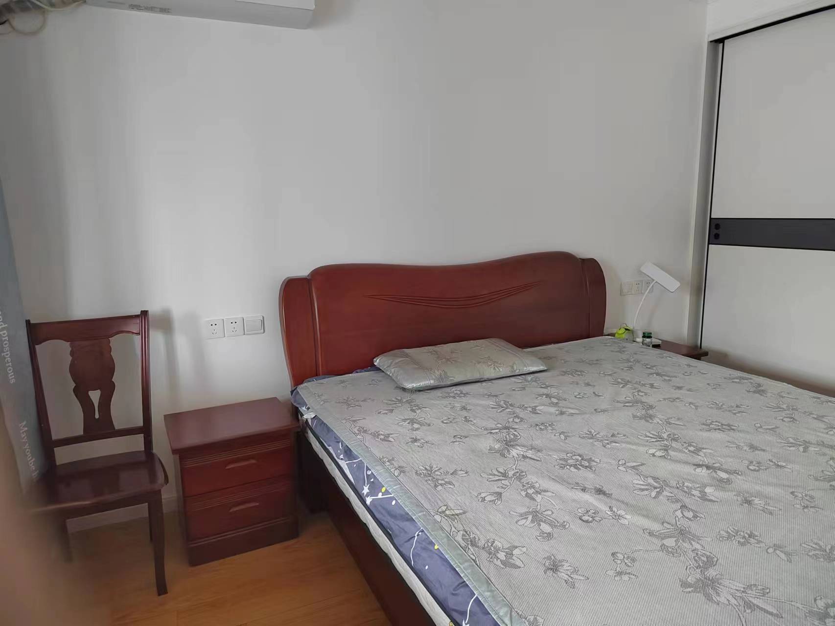 紫竹苑 4室2厅1卫 128m&sup2;