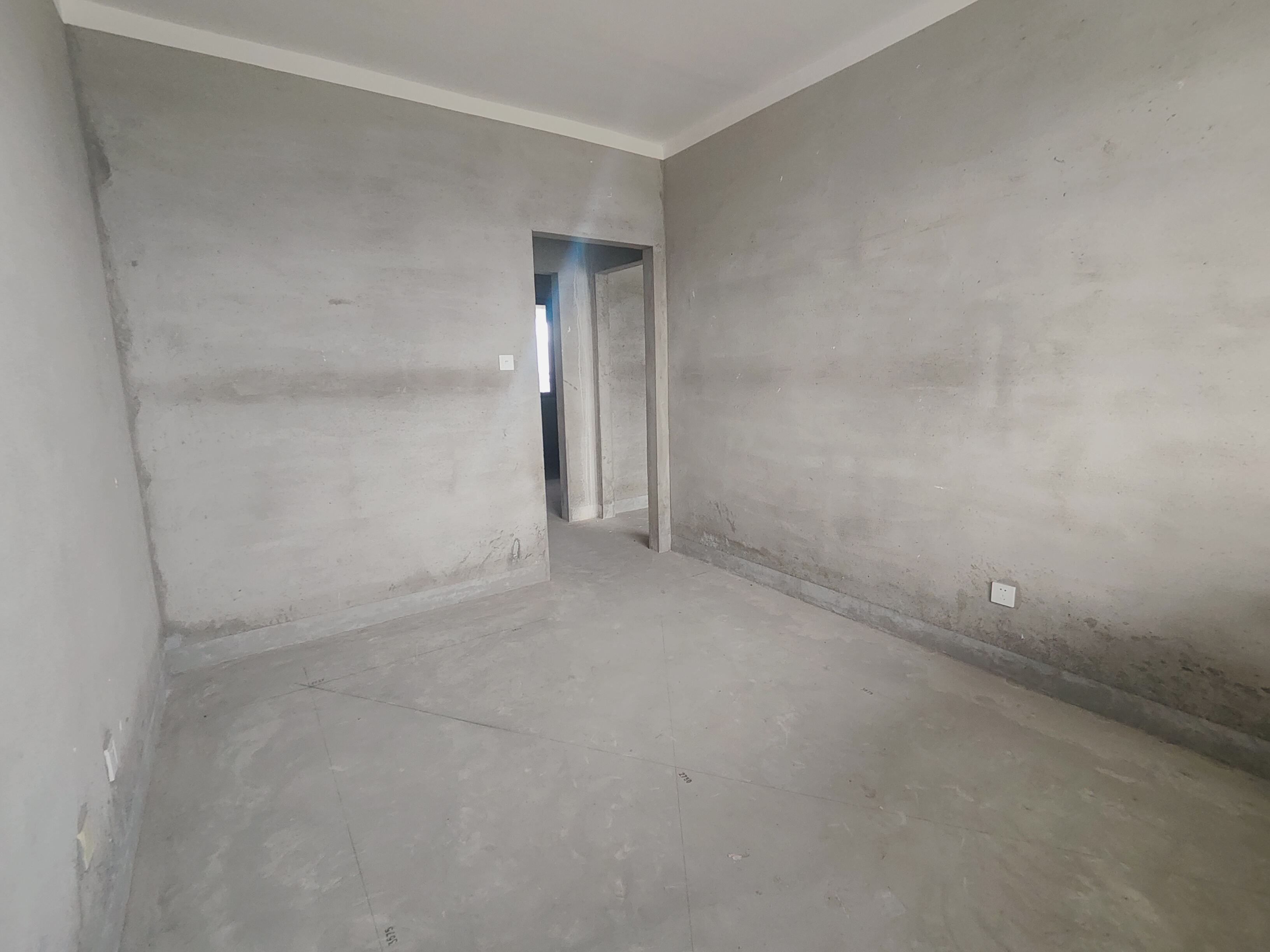 华强城 3室2厅2卫 123m&sup2;
