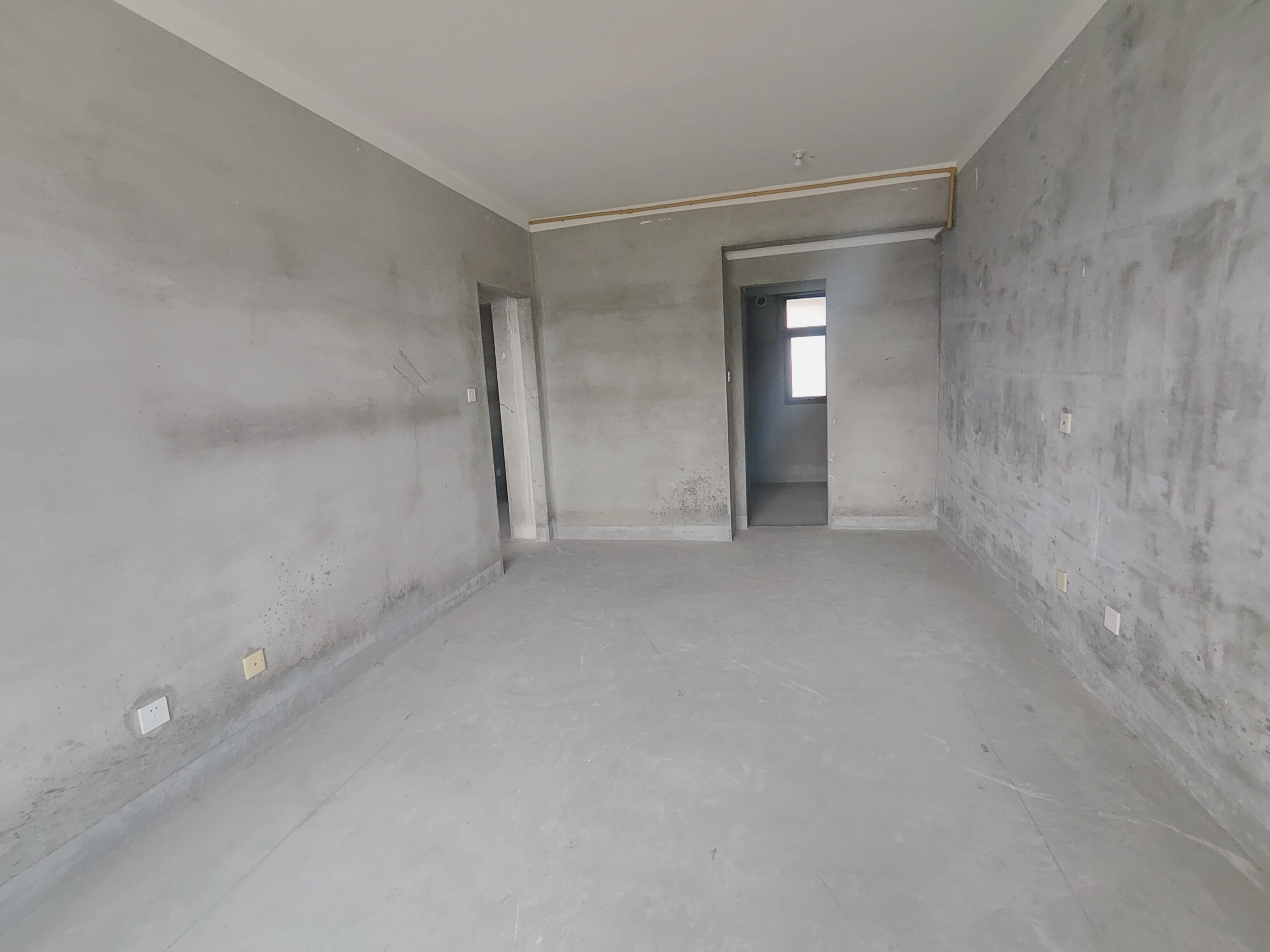 华强城 3室2厅2卫 123m&sup2;