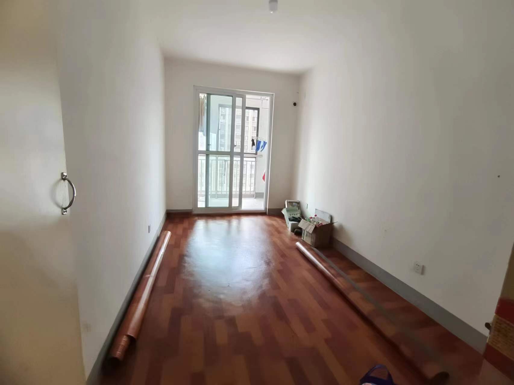 外滩花苑 3室2厅1卫 115m&sup2;