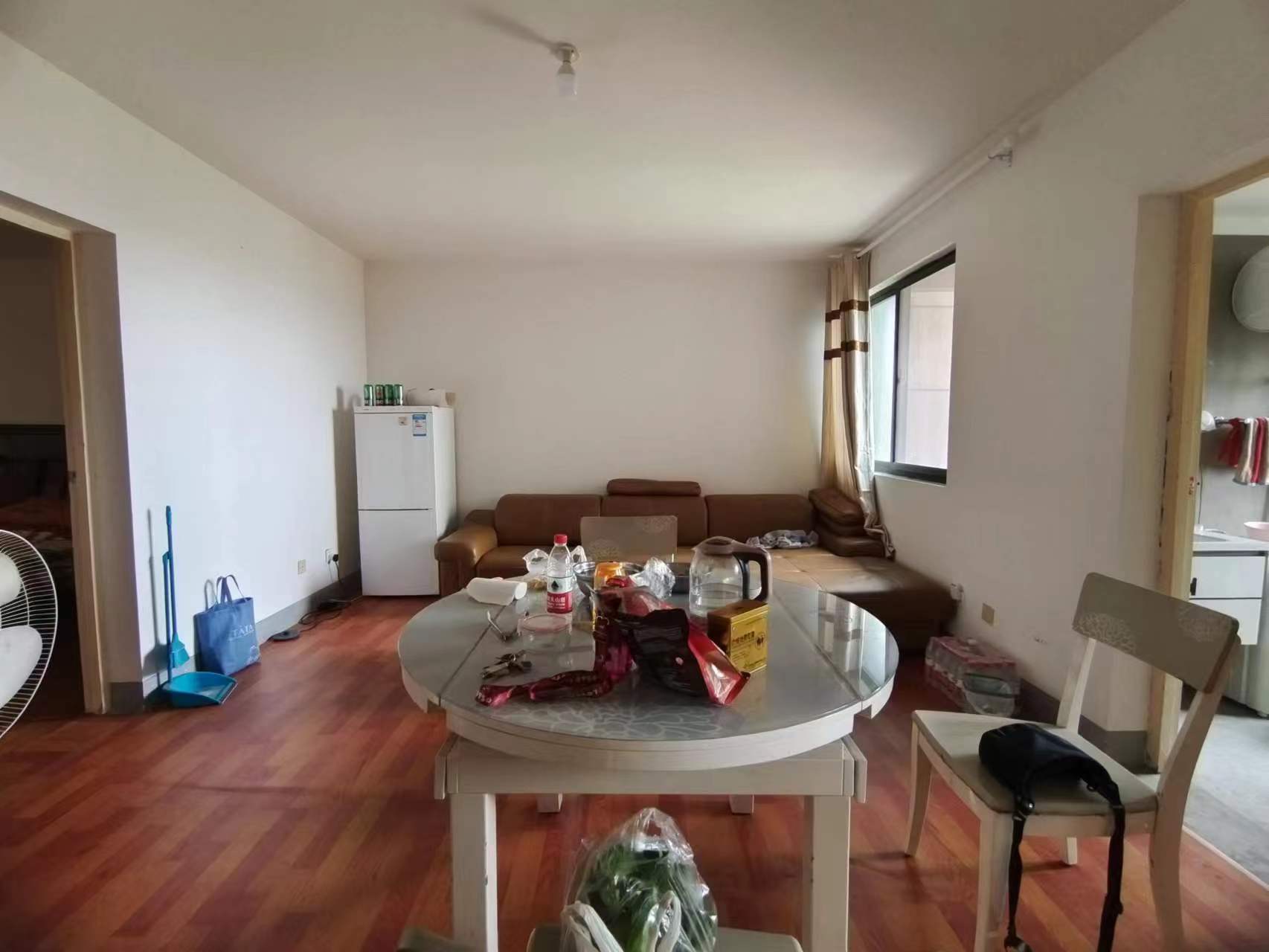 外滩花苑 3室2厅1卫 115m&sup2;