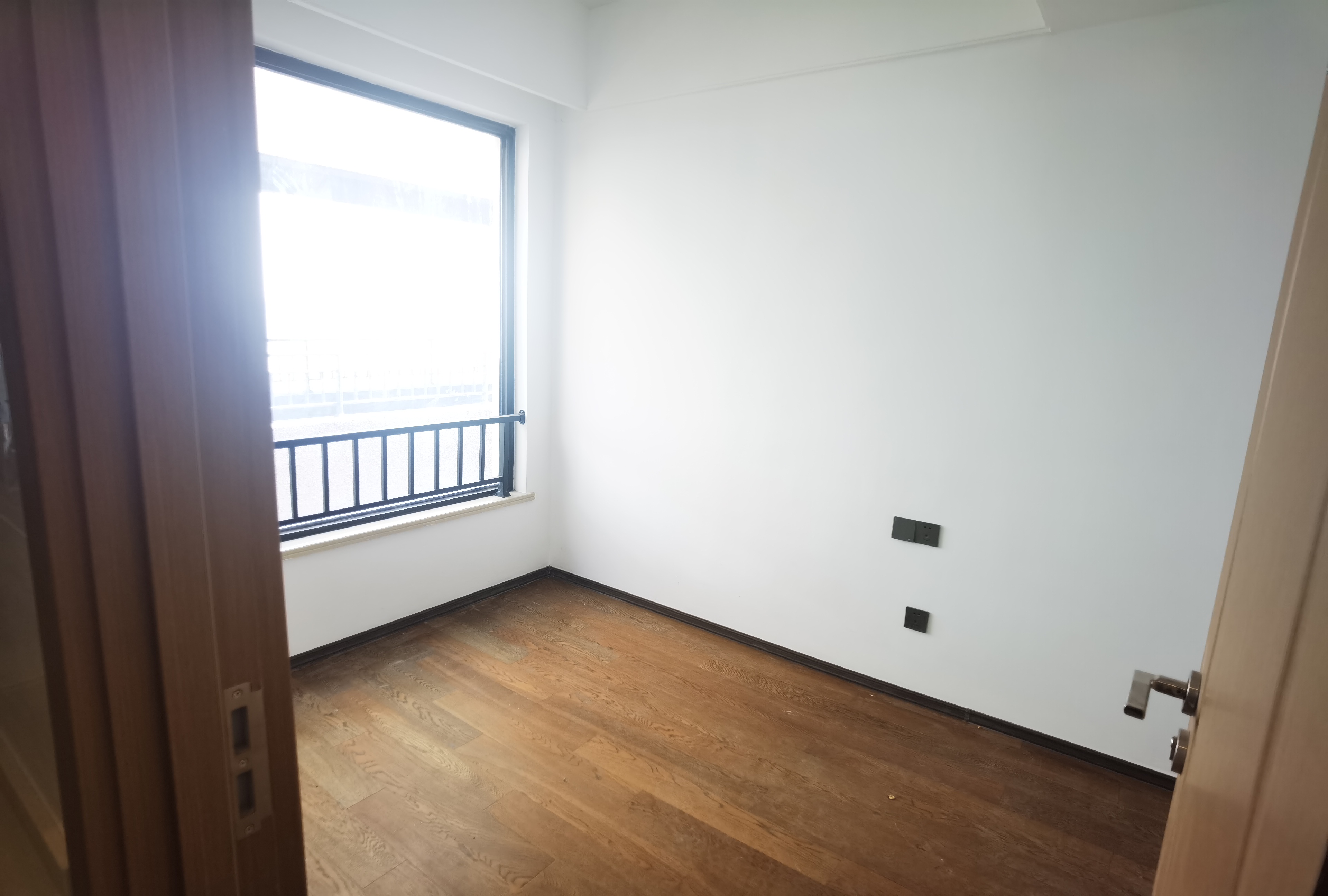春风南岸东园 3室2厅1卫 96m&sup2;