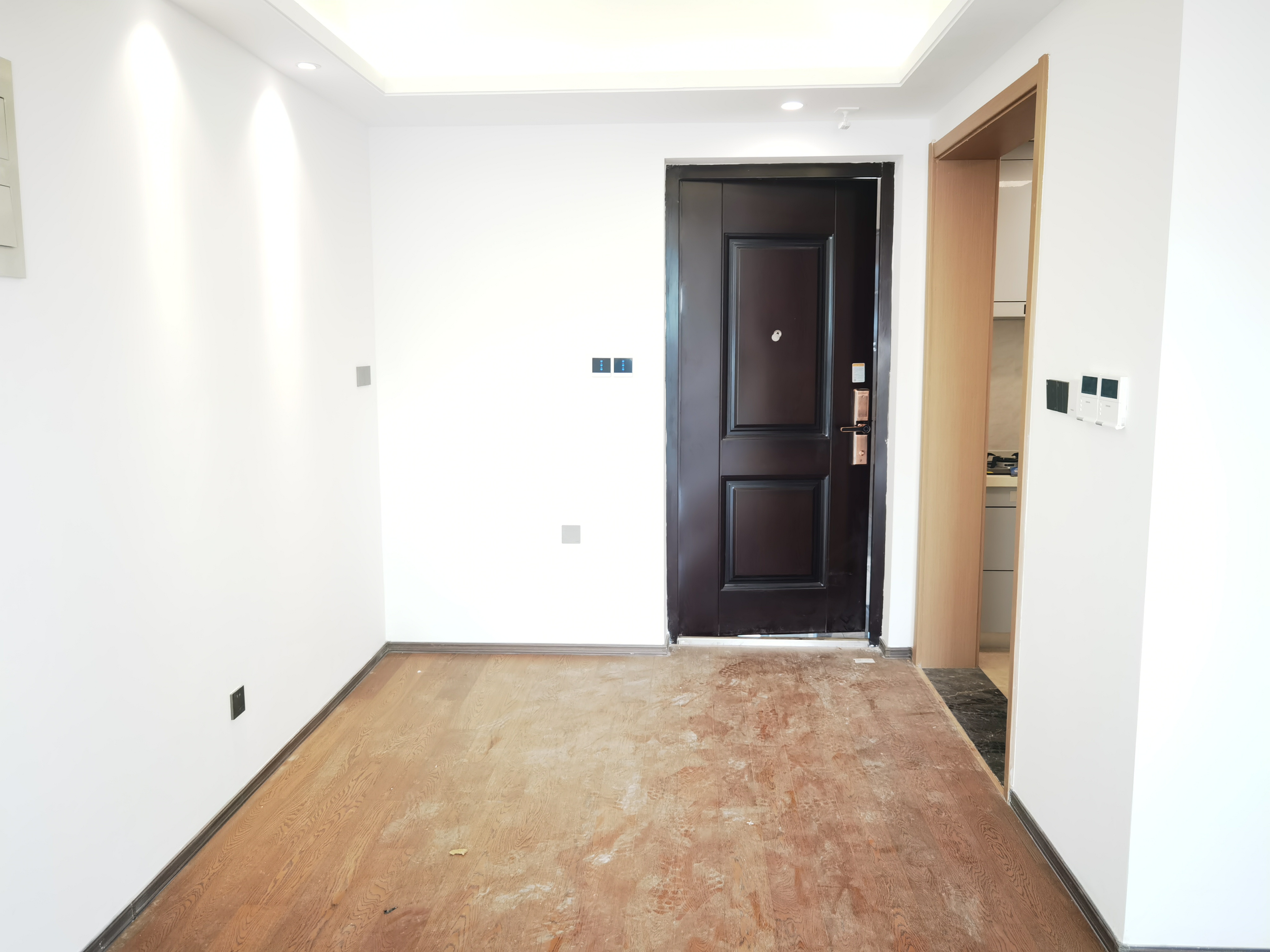 春风南岸东园 3室2厅1卫 96m&sup2;