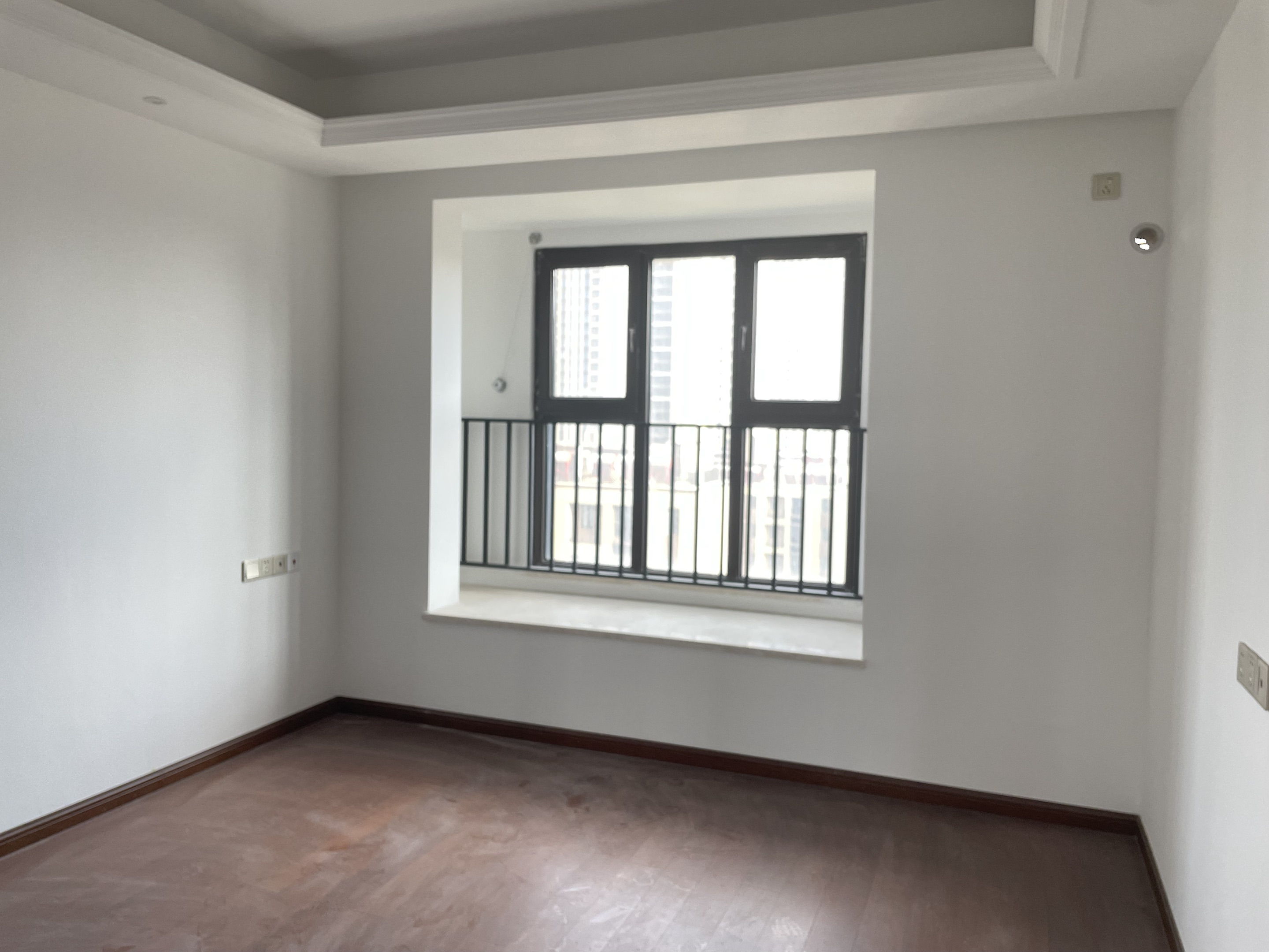 富力院士廷 4室2厅2卫 171m&sup2;