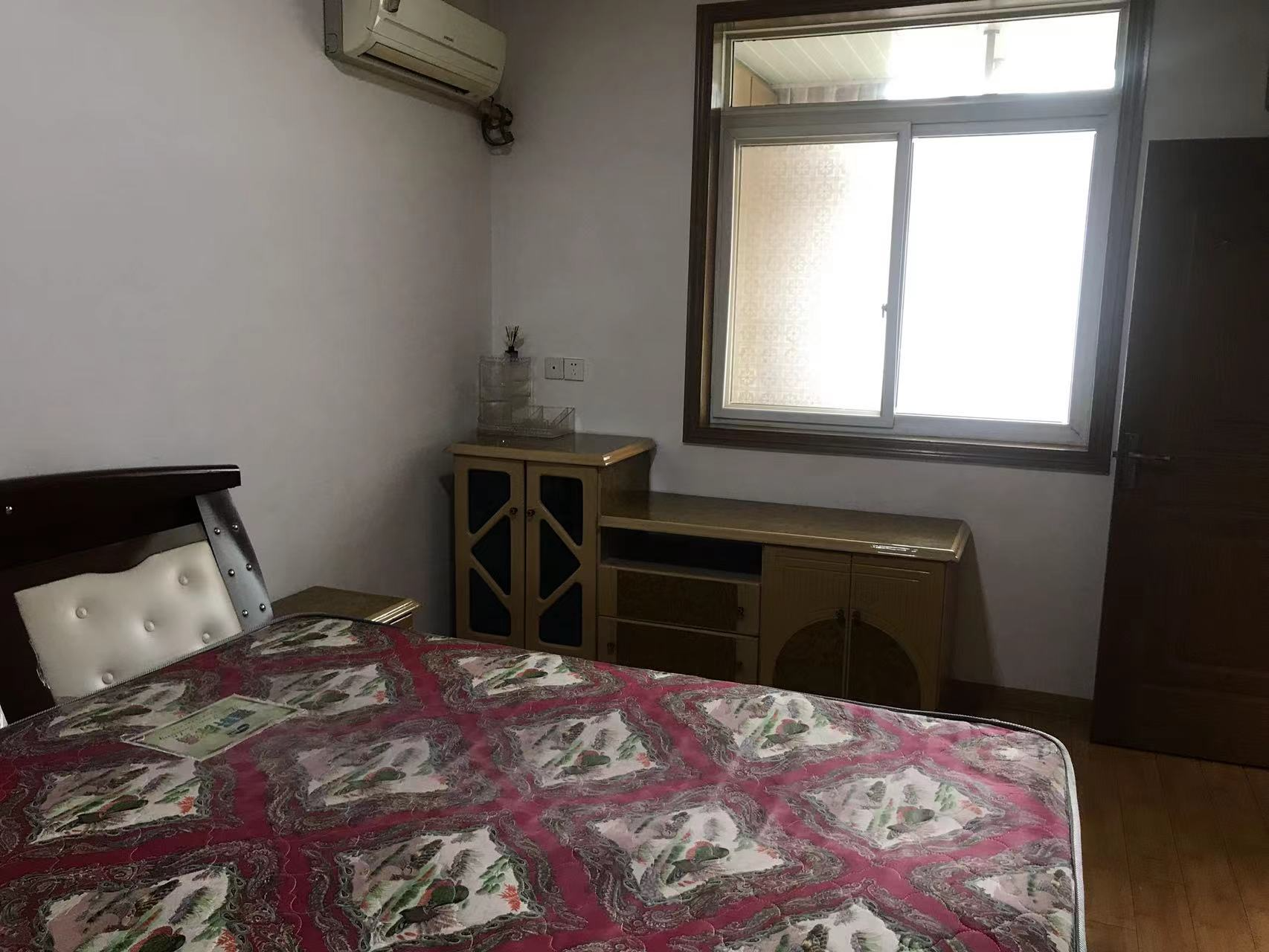 莘园路新村 2室1厅1卫 52.8m&sup2;