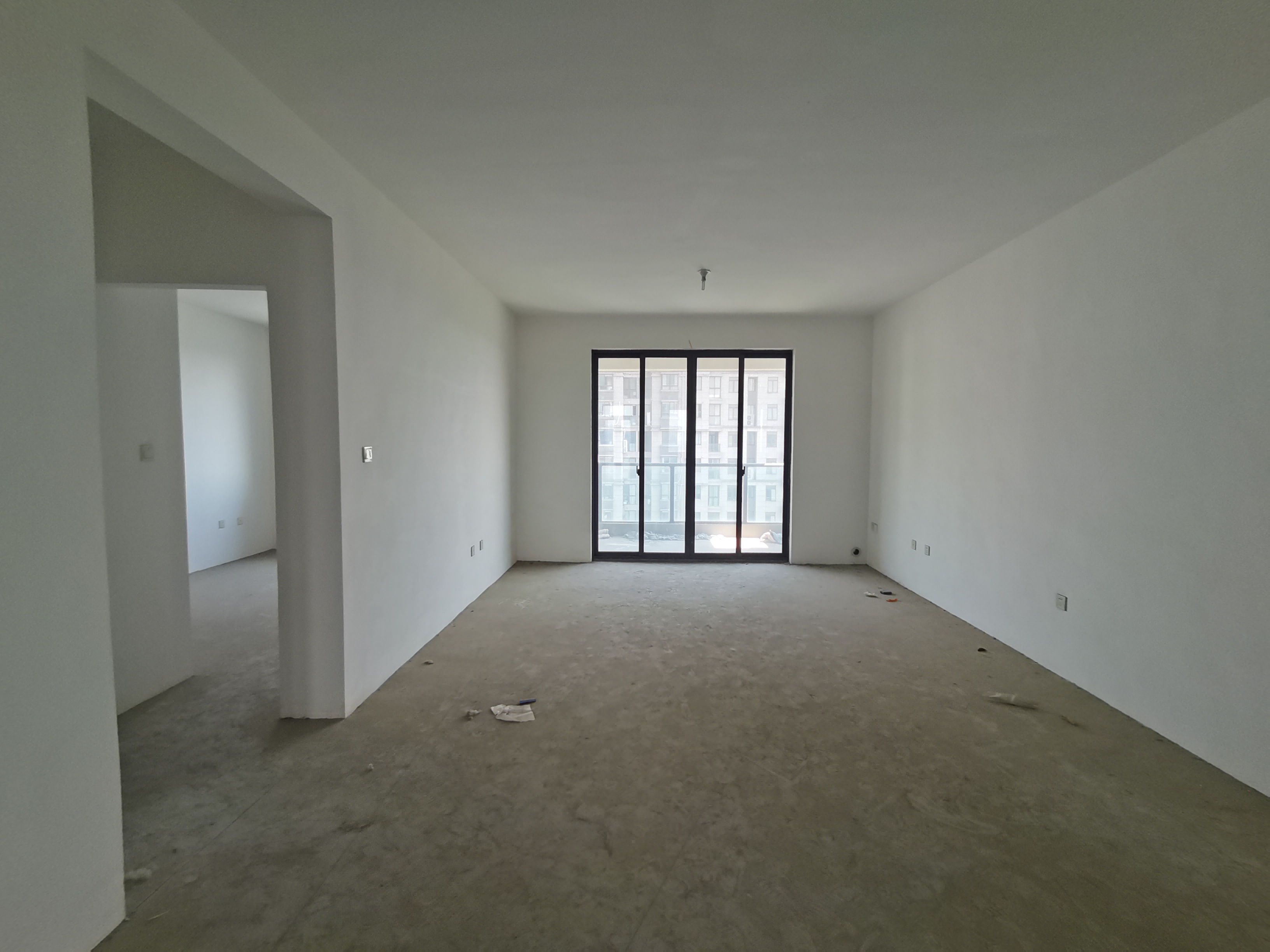 金通家园 3室2厅2卫 163m²