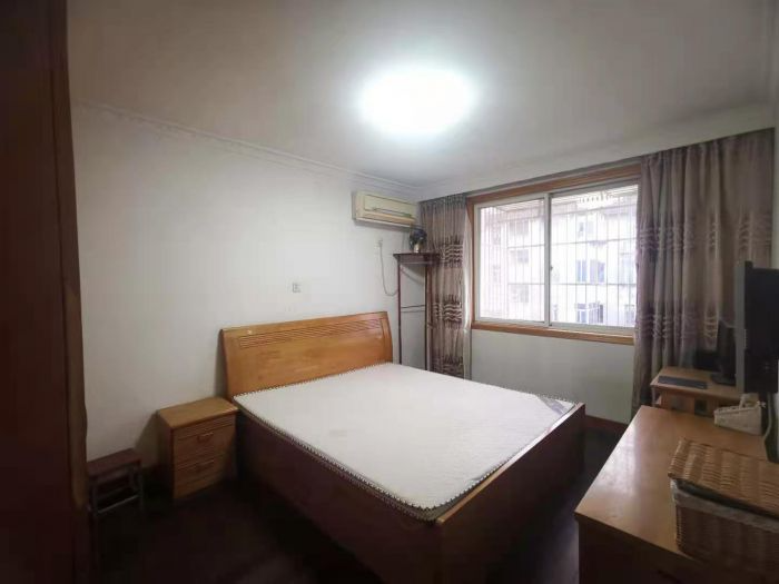 易家桥新村 2室1厅1卫 60m&sup2;