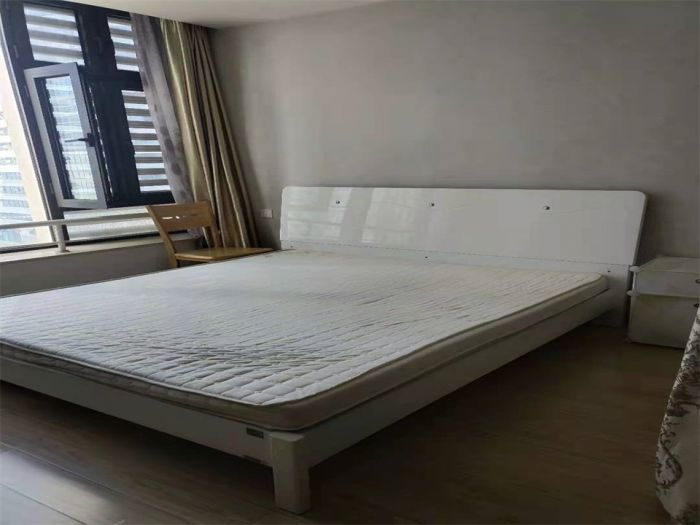 中南世纪城北区 1室1厅1卫 57m&sup2;