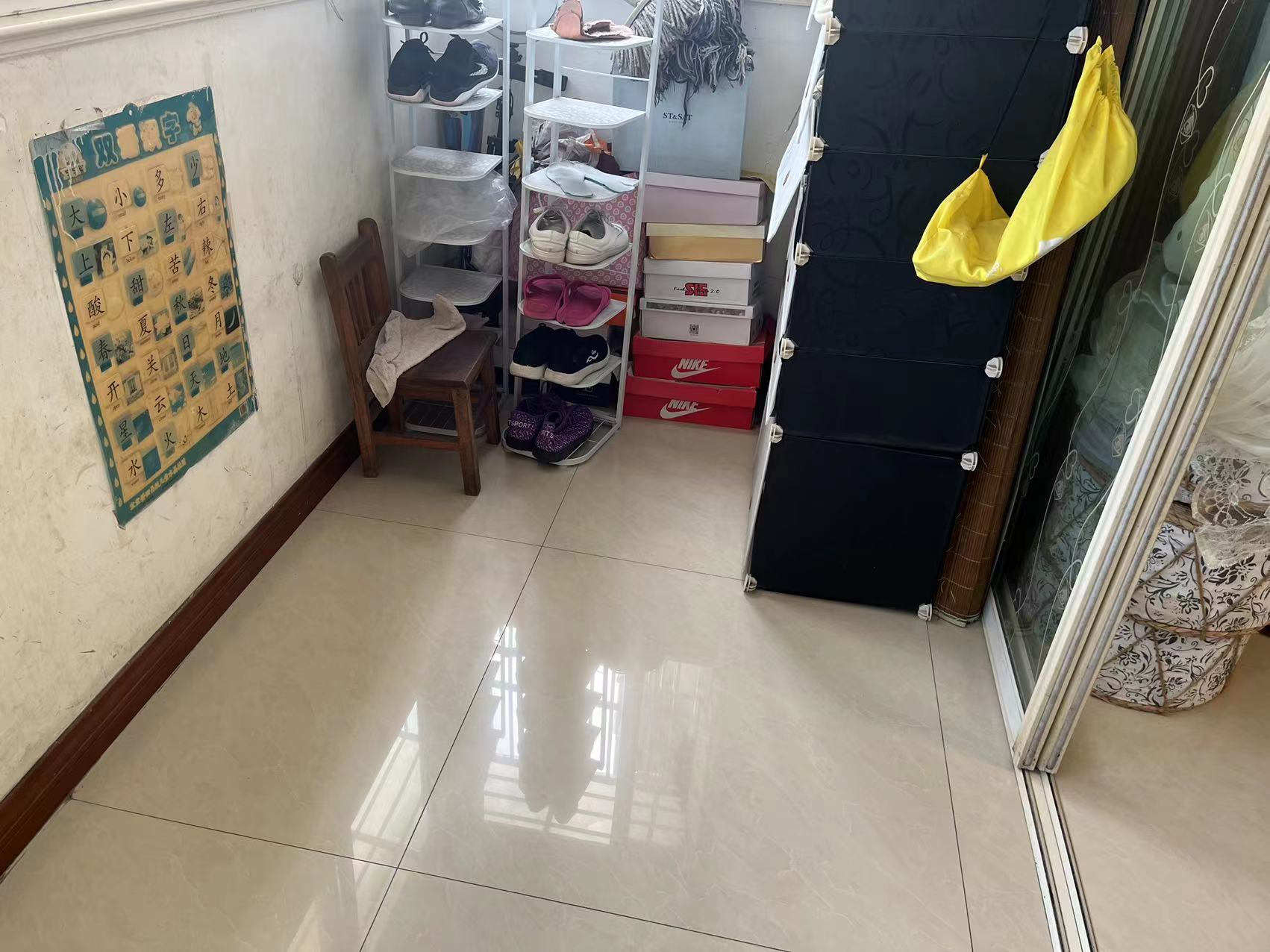 越江新村 3室2厅0卫 118.00m&sup2;