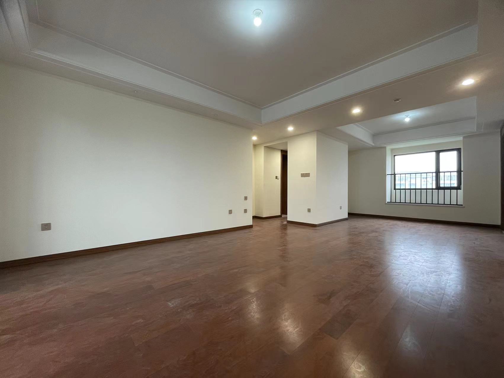 中南万科大都会 3室2厅2卫 139m&sup2;