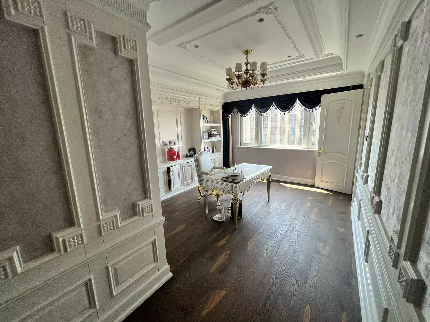 万濠华府 6室3厅4卫 330.00m&sup2;