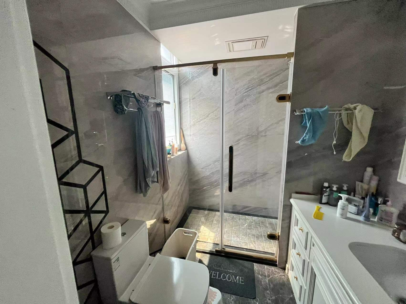 万濠华府 6室3厅4卫 330.00m&sup2;
