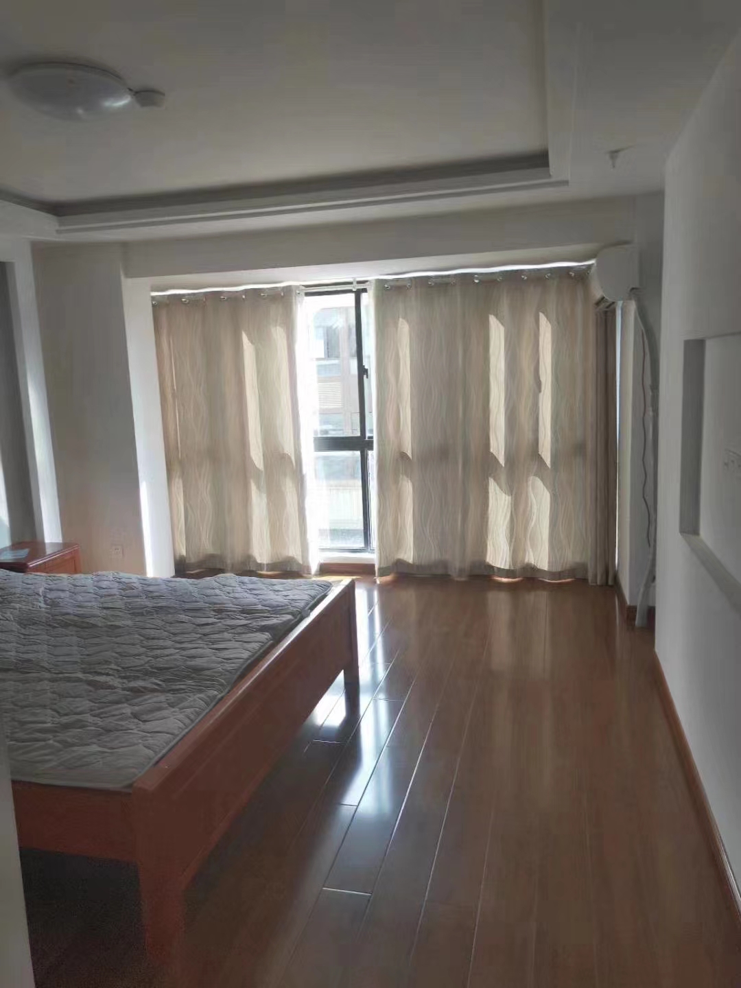盈泰汇 2室2厅1卫 75m&sup2;