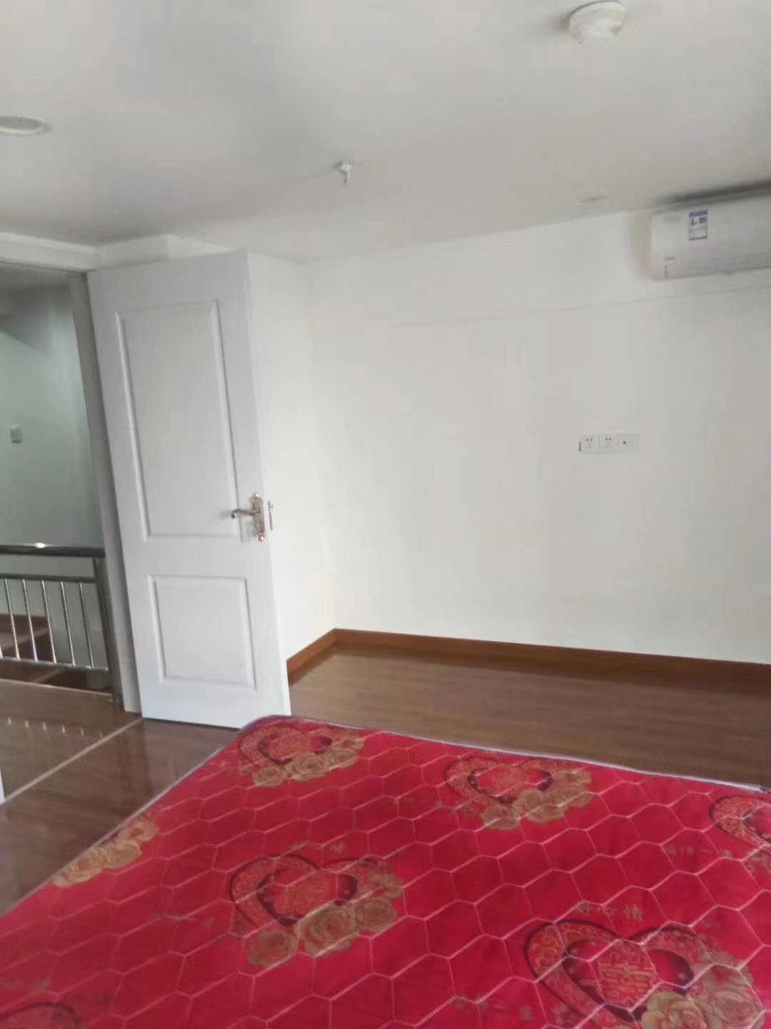 盈泰汇 2室2厅1卫 75m&sup2;