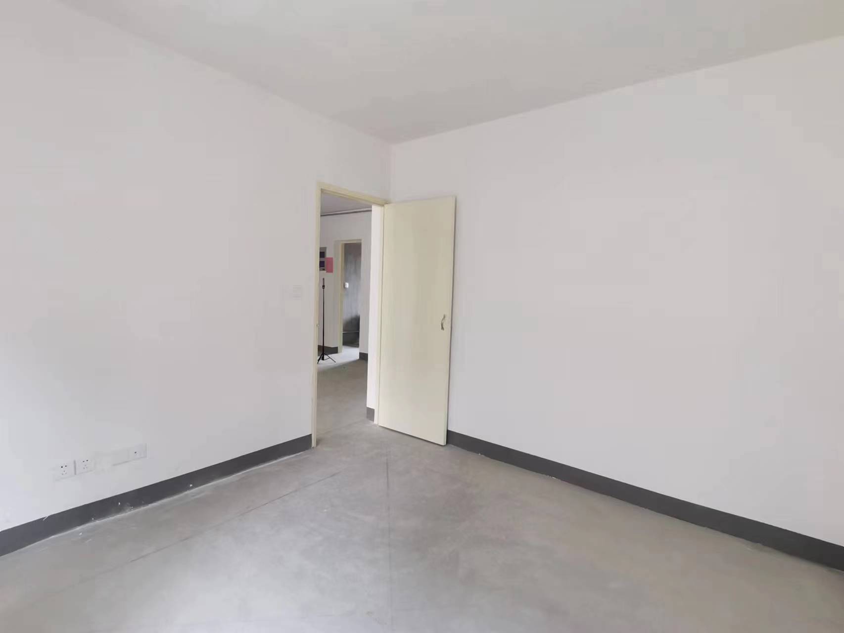 百花馨苑 3室2厅1卫 113.4m&sup2;