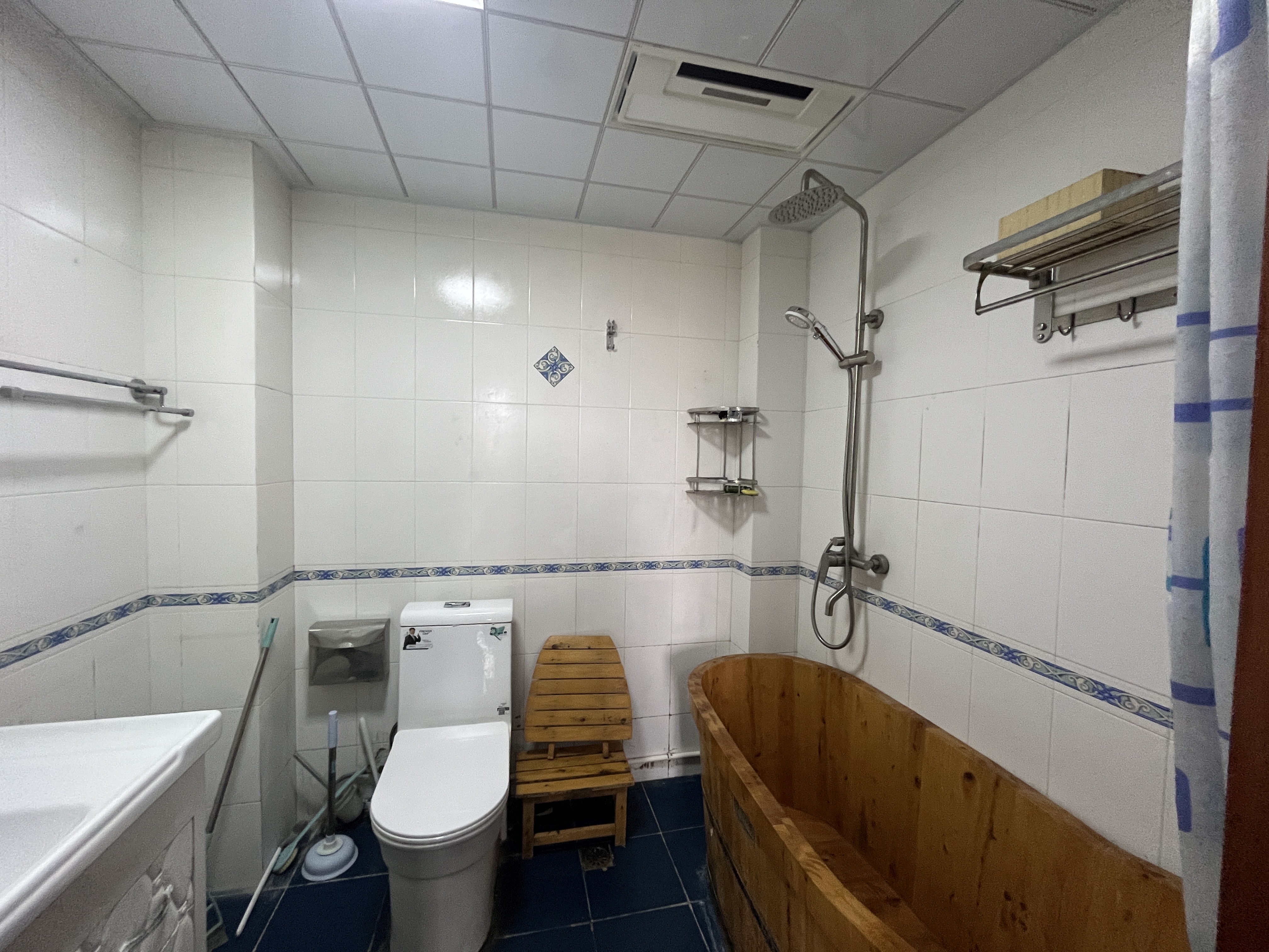 北郭东村南区 3室2厅2卫 129.79m&sup2;