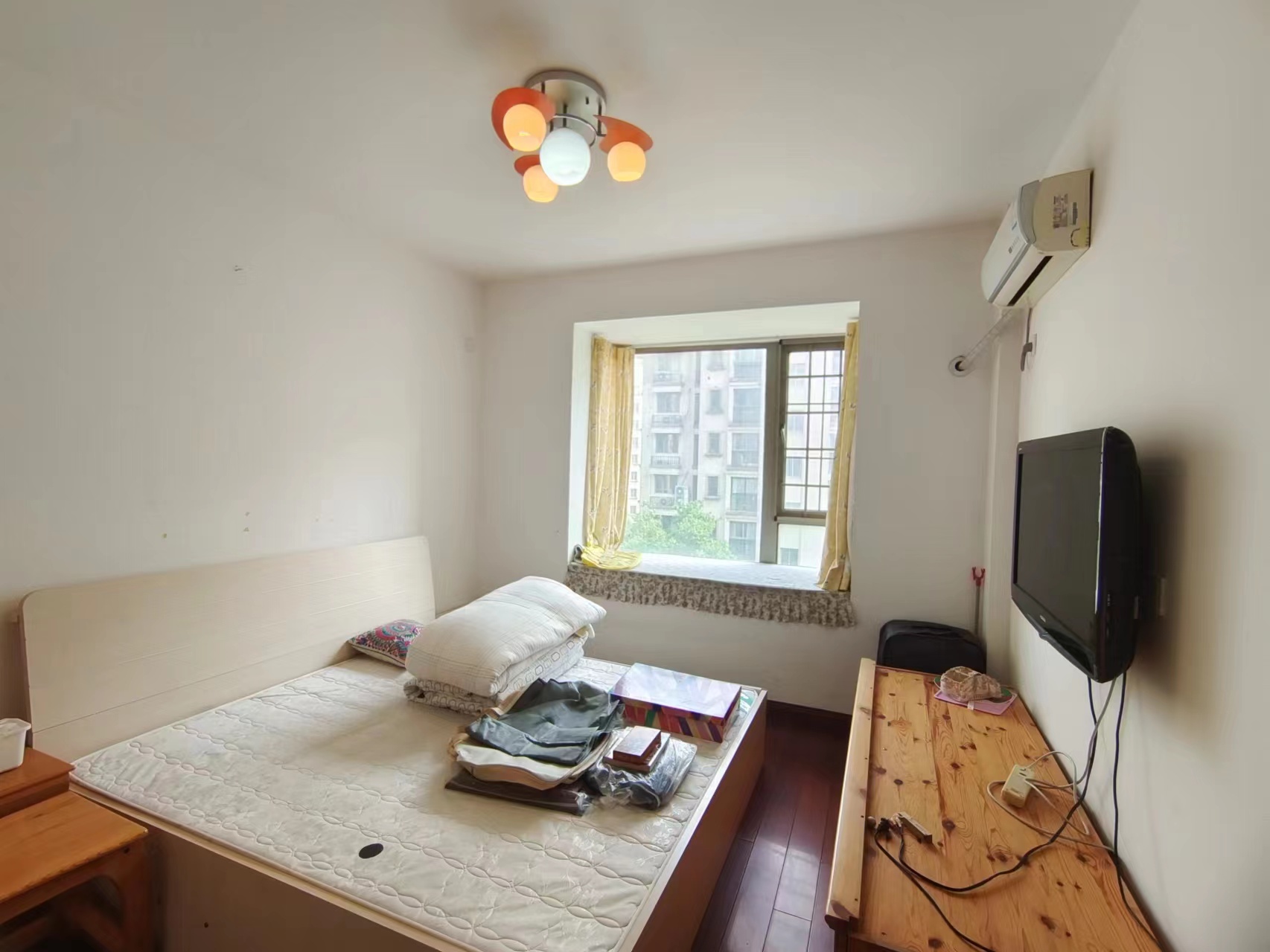 优山美地花园南区 2室2厅1卫 86m&sup2;