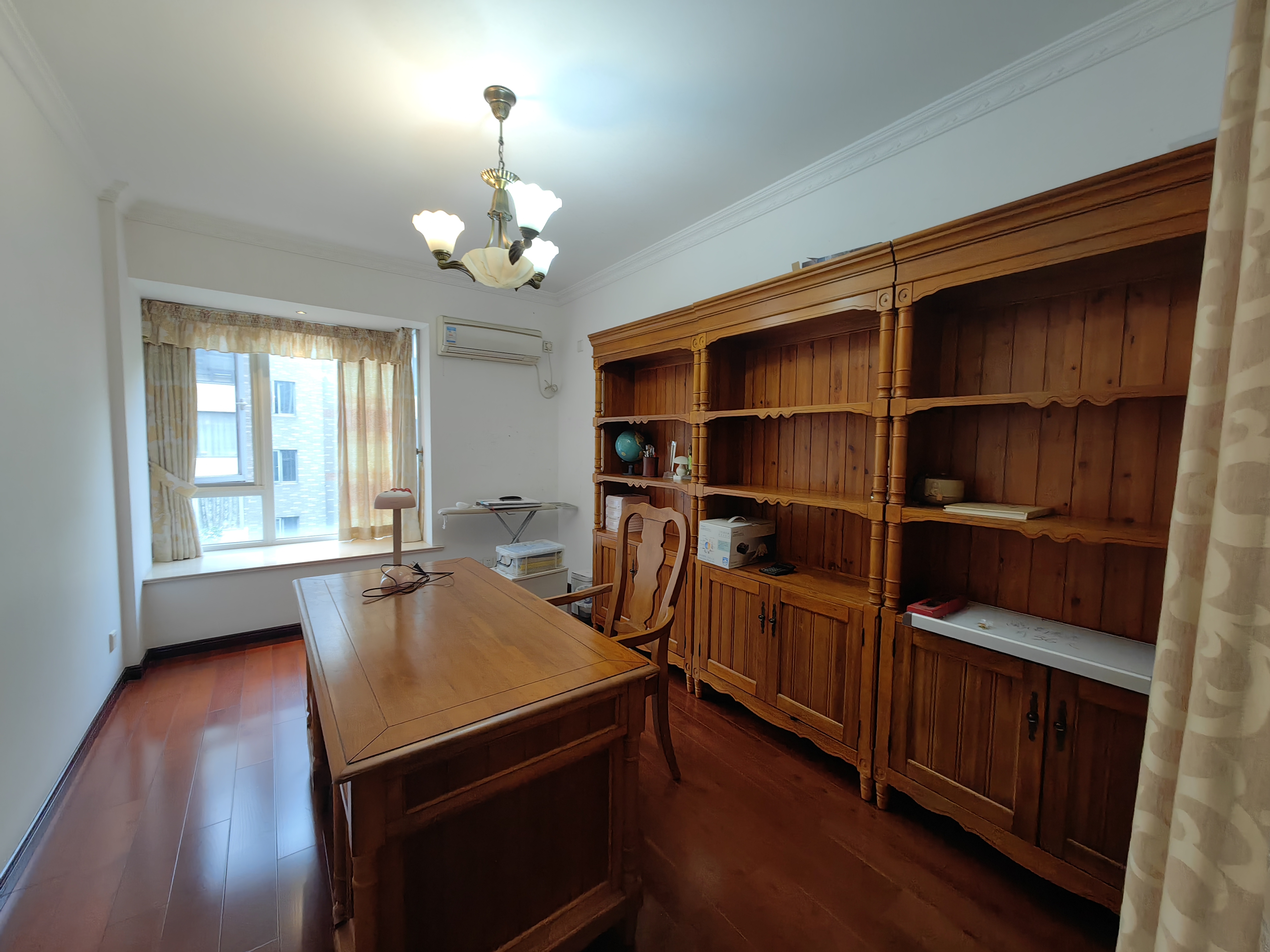 江海名苑南区 4室2厅2卫 169.35m&sup2;