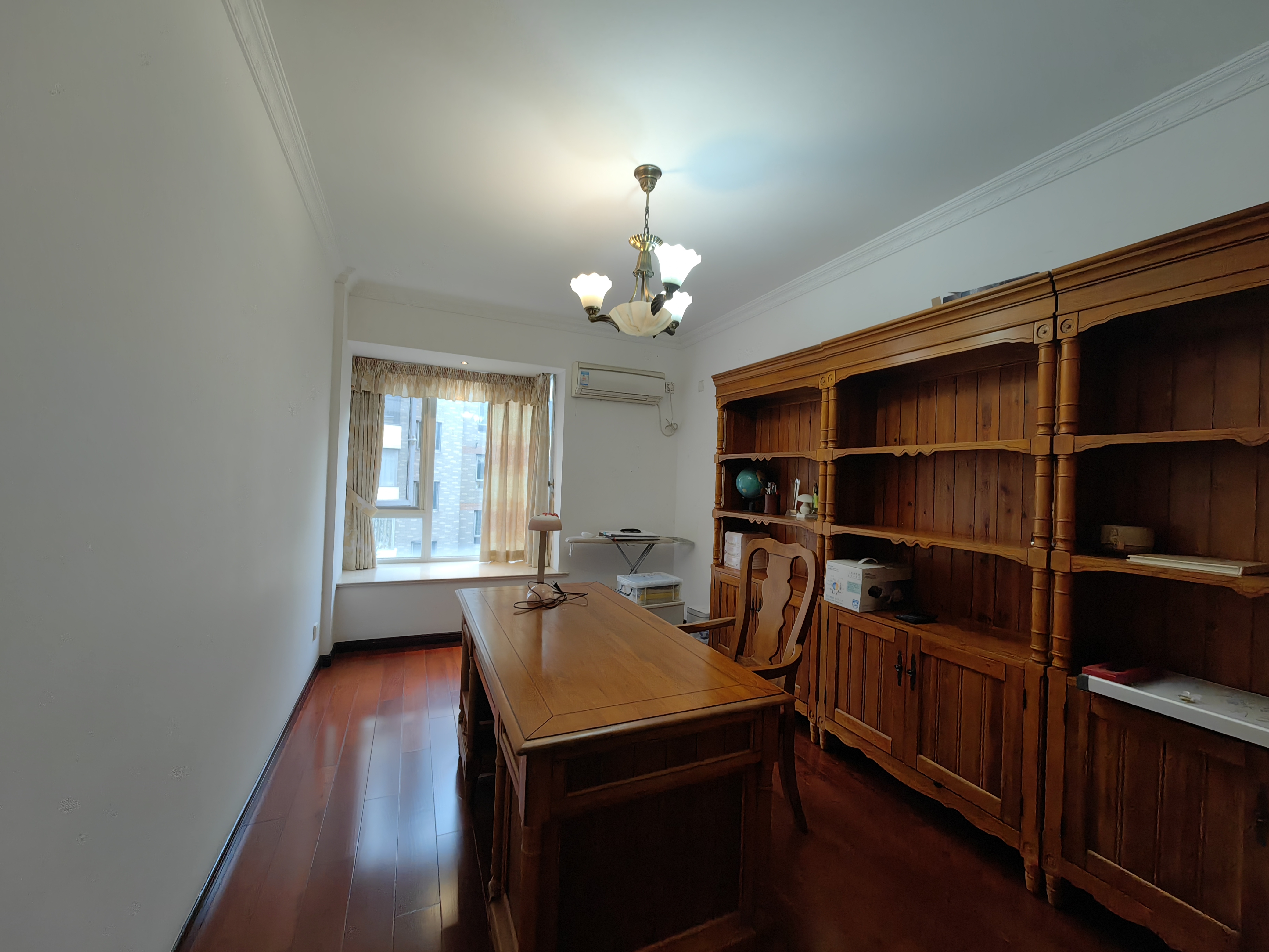 江海名苑南区 4室2厅2卫 169.35m&sup2;