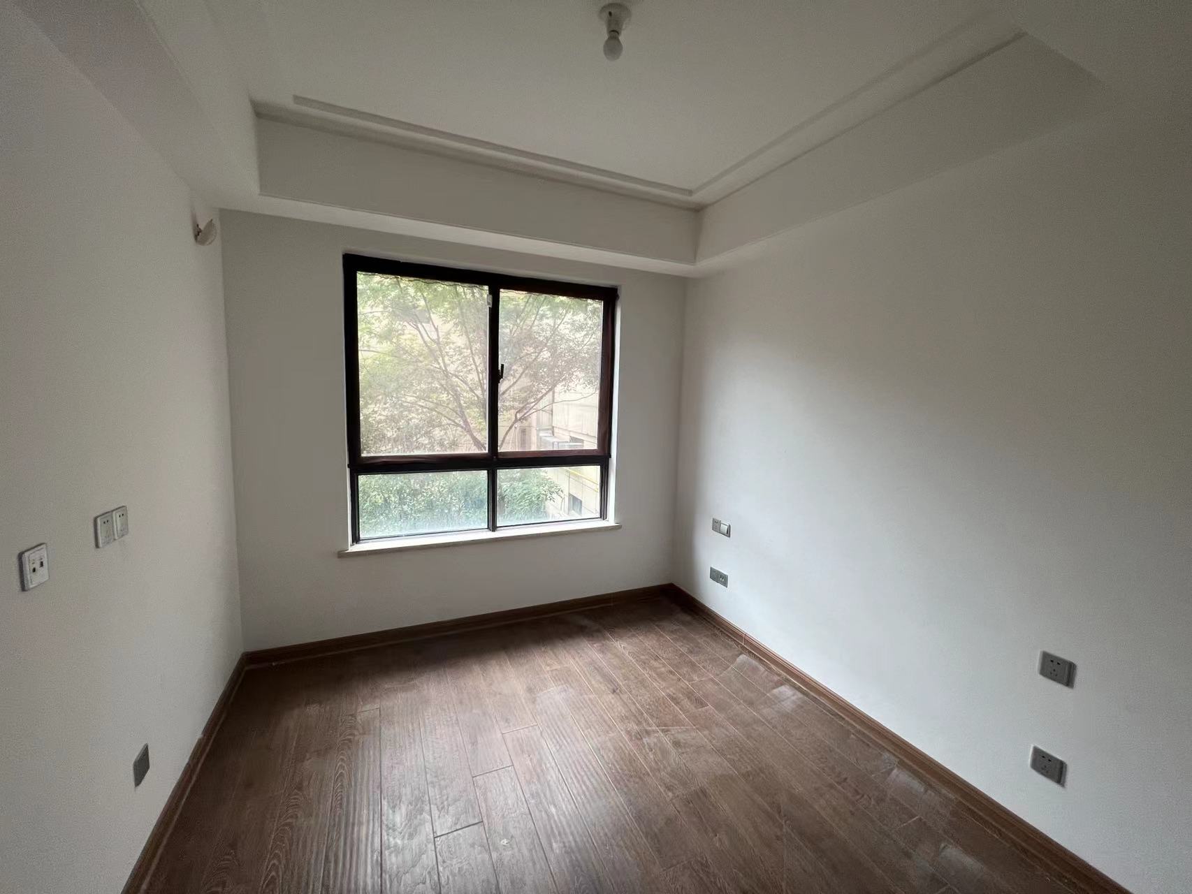 铂金时代 3室2厅2卫 138m&sup2;