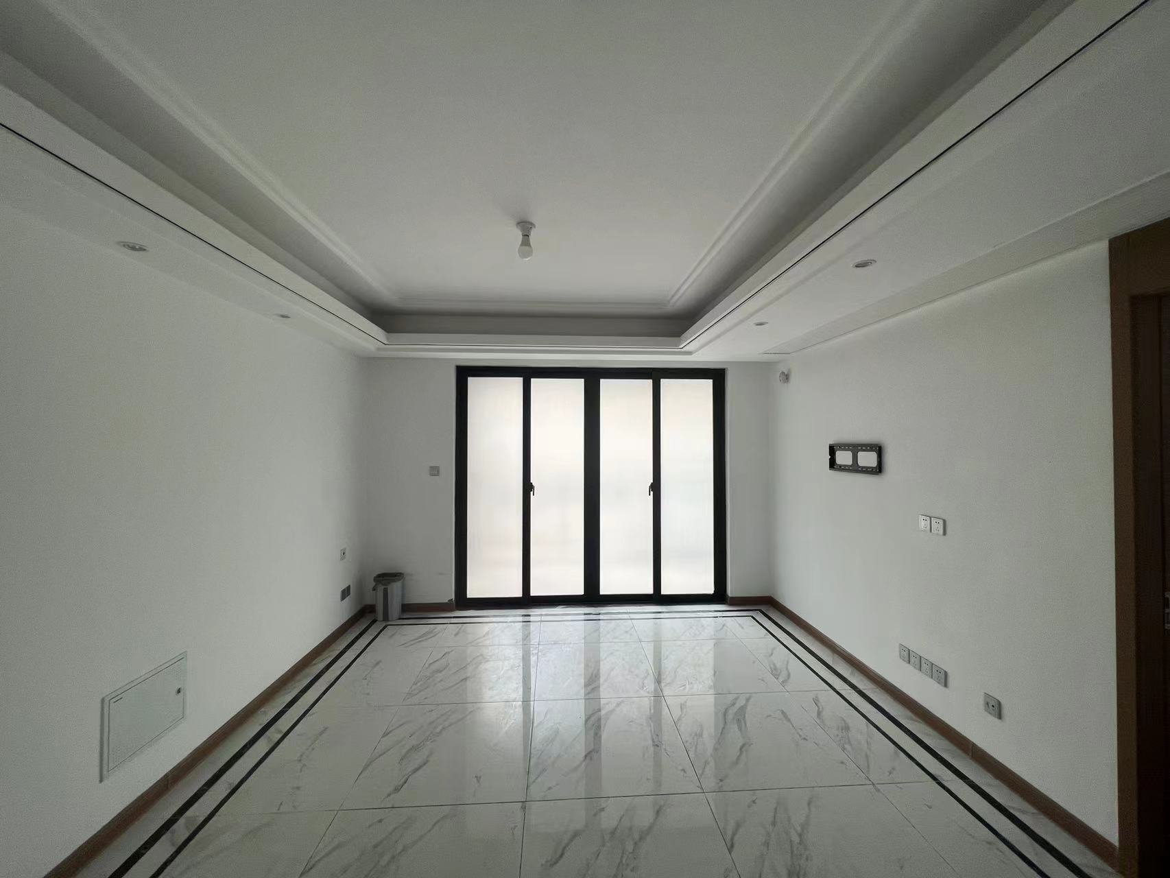 铂金时代 3室2厅2卫 138m&sup2;