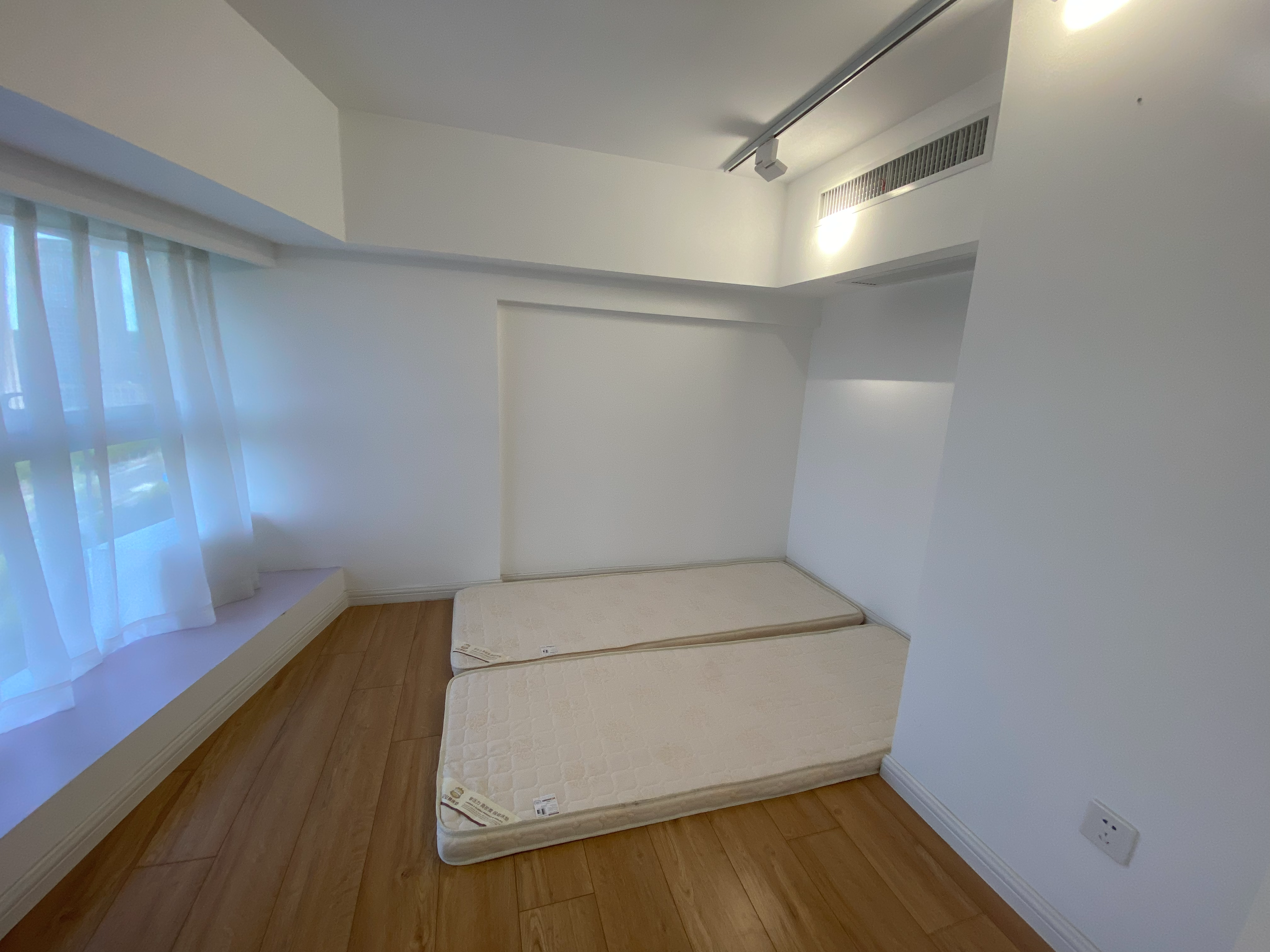 中南世纪城北区 1室1厅1卫 62.00m&sup2;