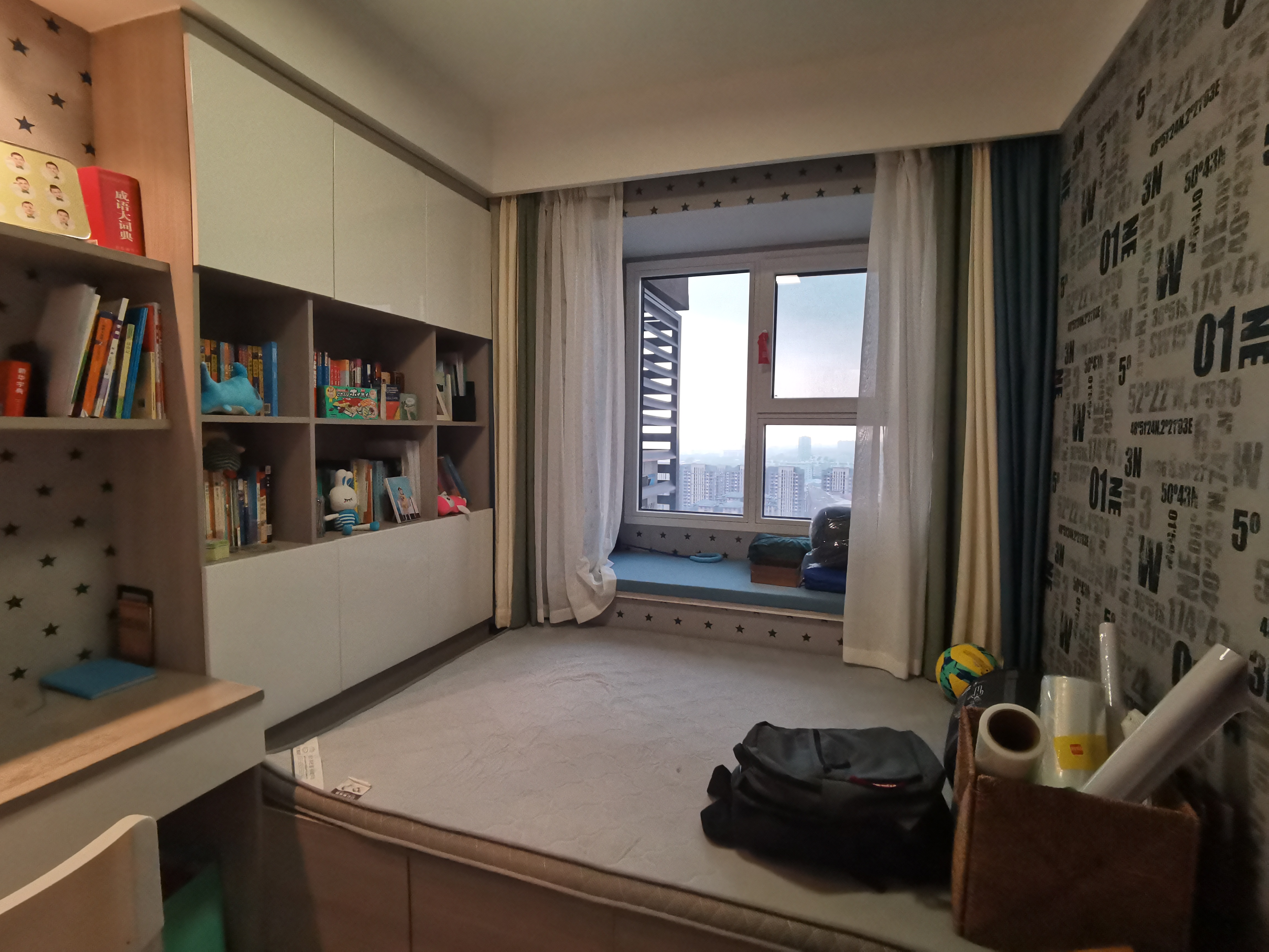 景瑞御府 4室2厅2卫 148m&sup2;