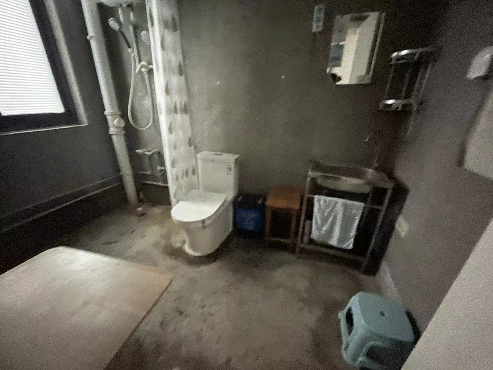 红星嘉苑 3室2厅2卫 138m&sup2;