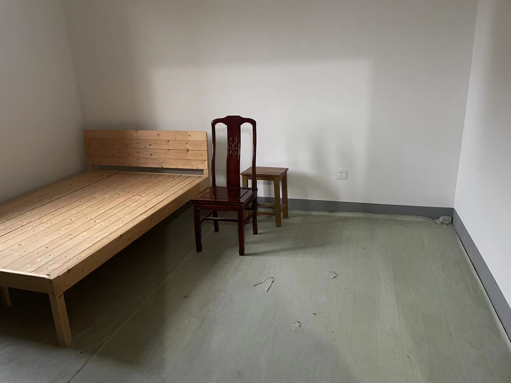 红星嘉苑 3室2厅2卫 138m&sup2;