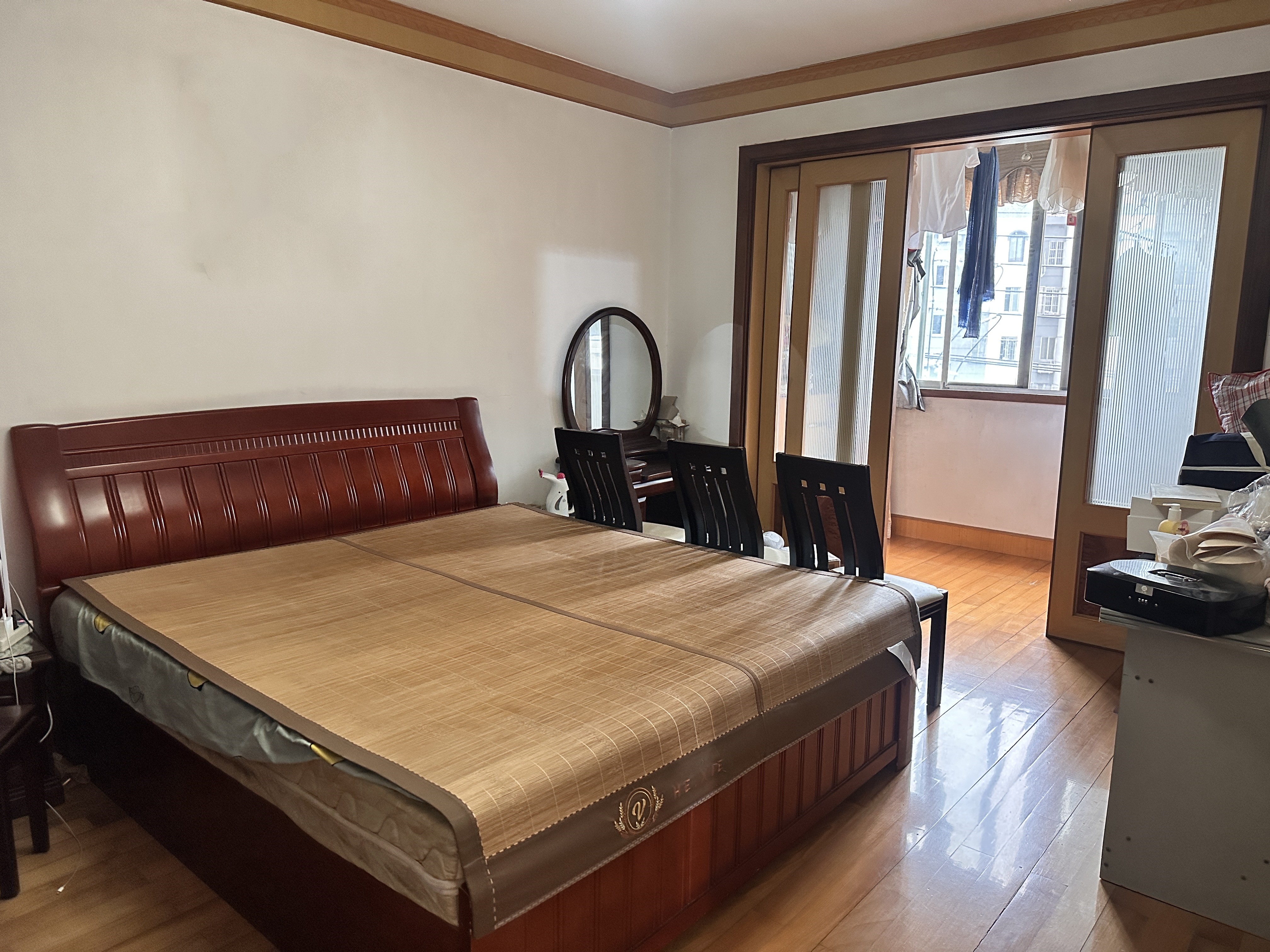 新海通花园 3室2厅1卫 121.73m&sup2;