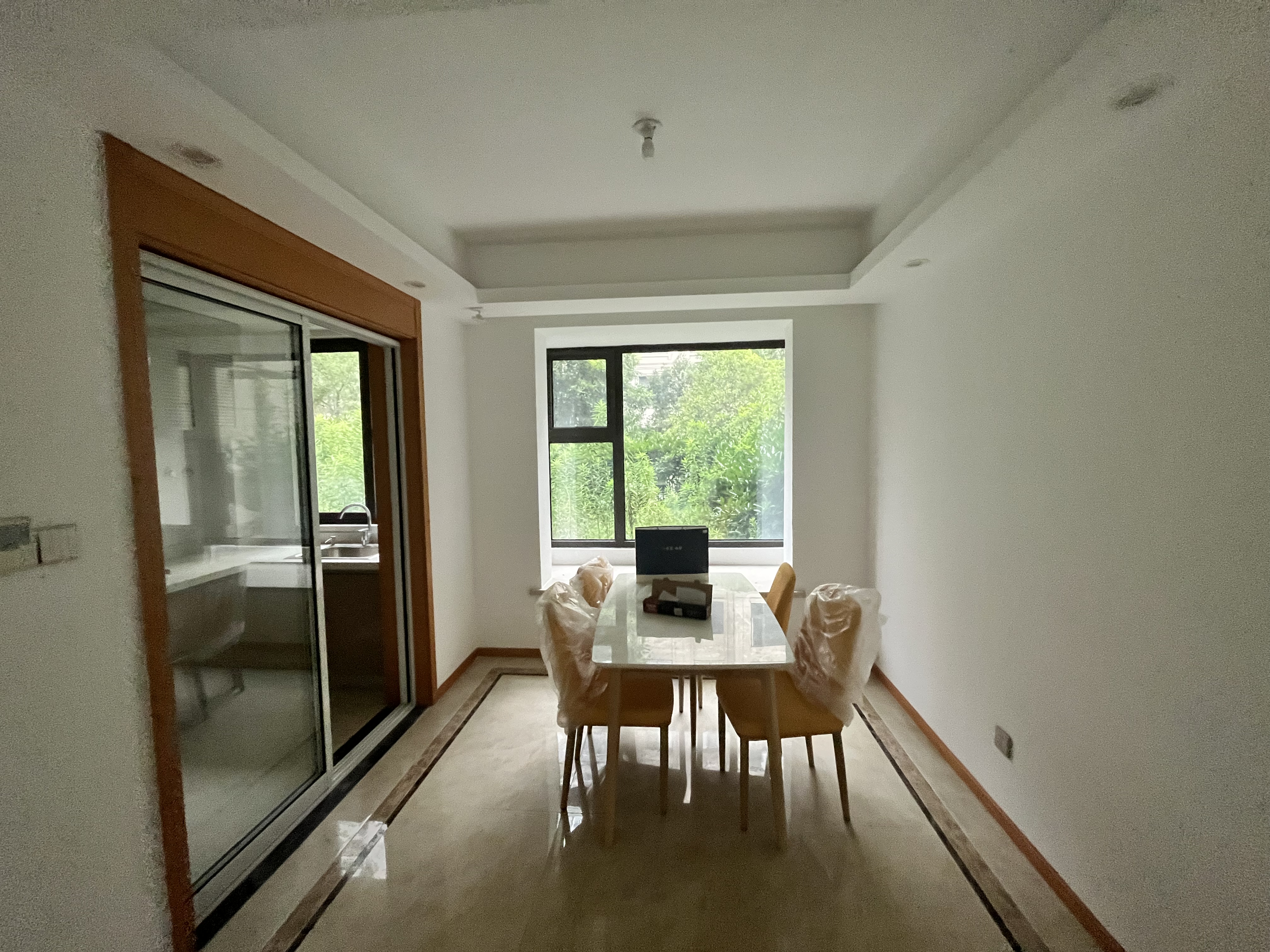 中南熙悦(南通经济技术开发区) 4室2厅2卫 122m&sup2;