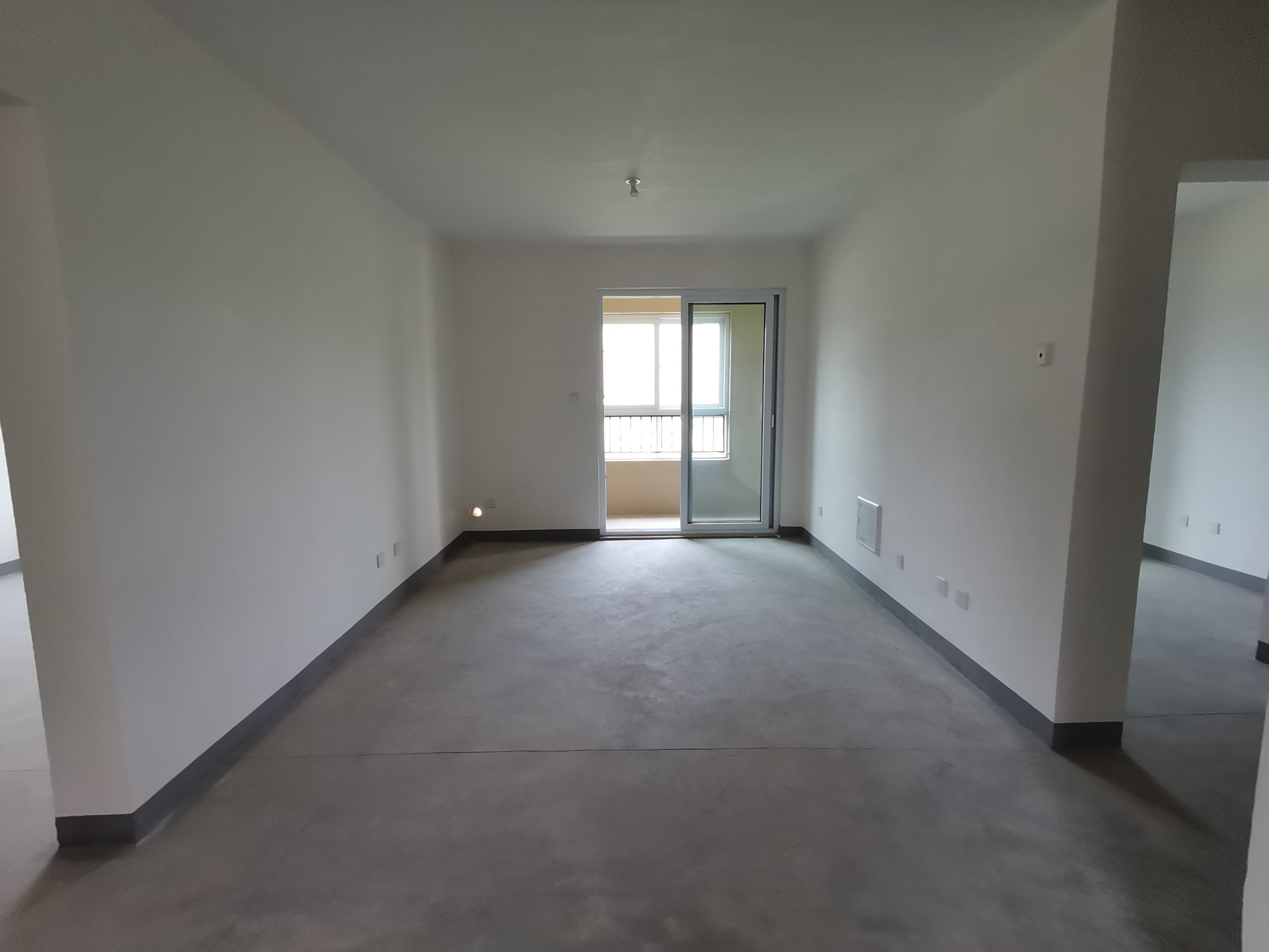 金地繁茂里 3室2厅2卫 99.98m&sup2;