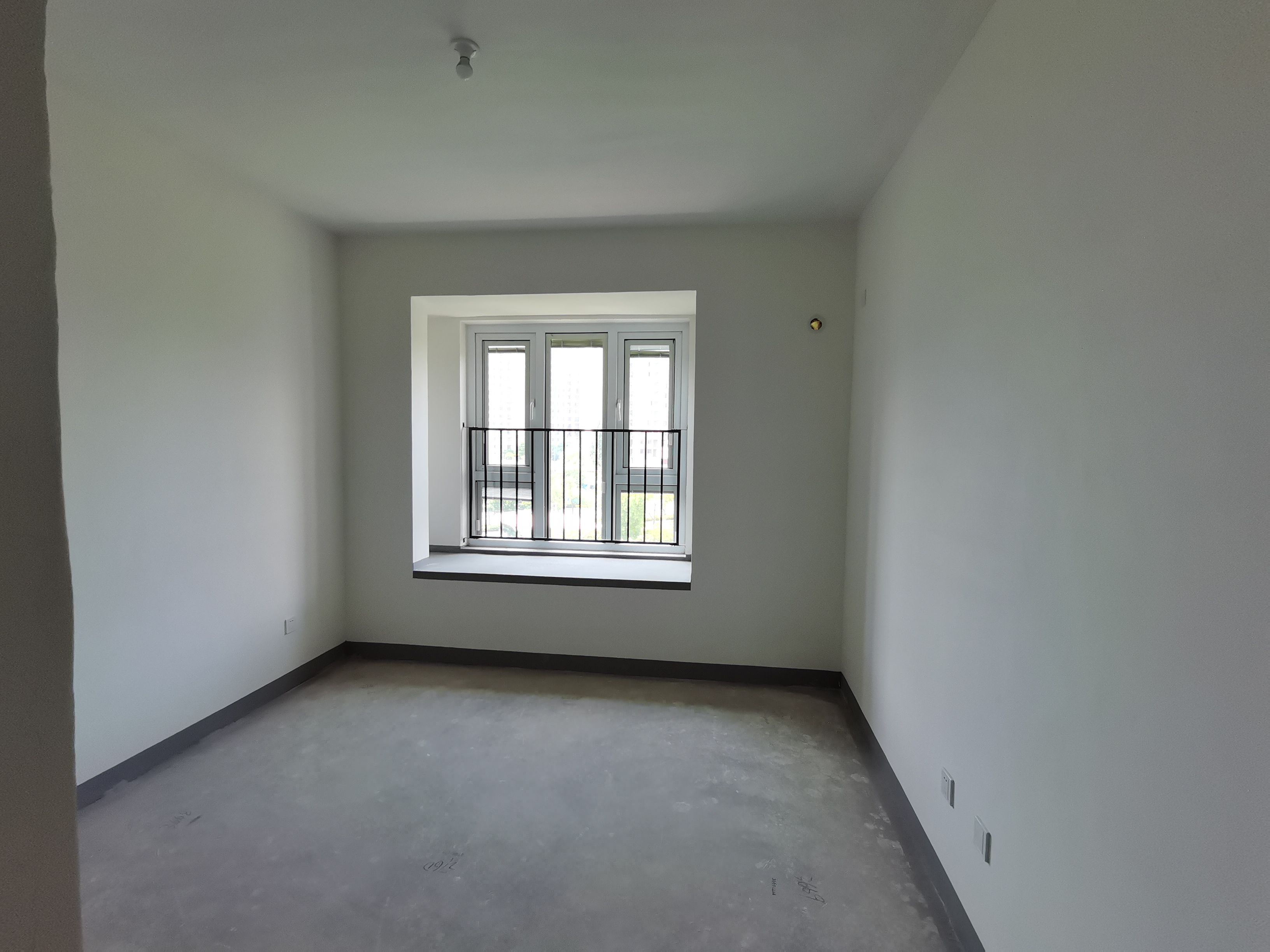 金地繁茂里 3室2厅2卫 99.98m&sup2;
