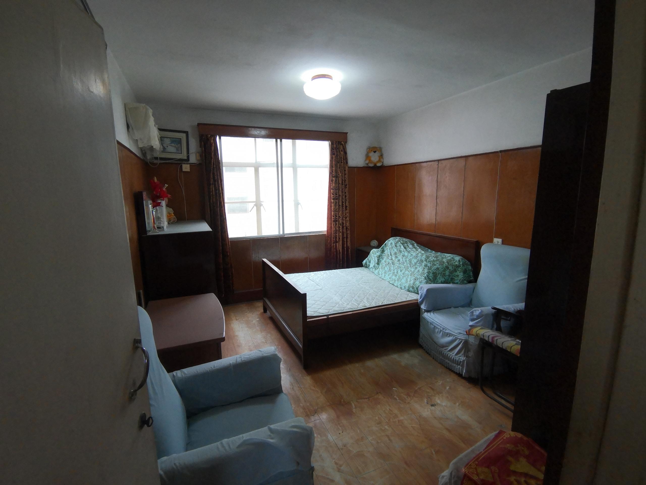 虹桥南村 2室1厅1卫 60.00m&sup2;
