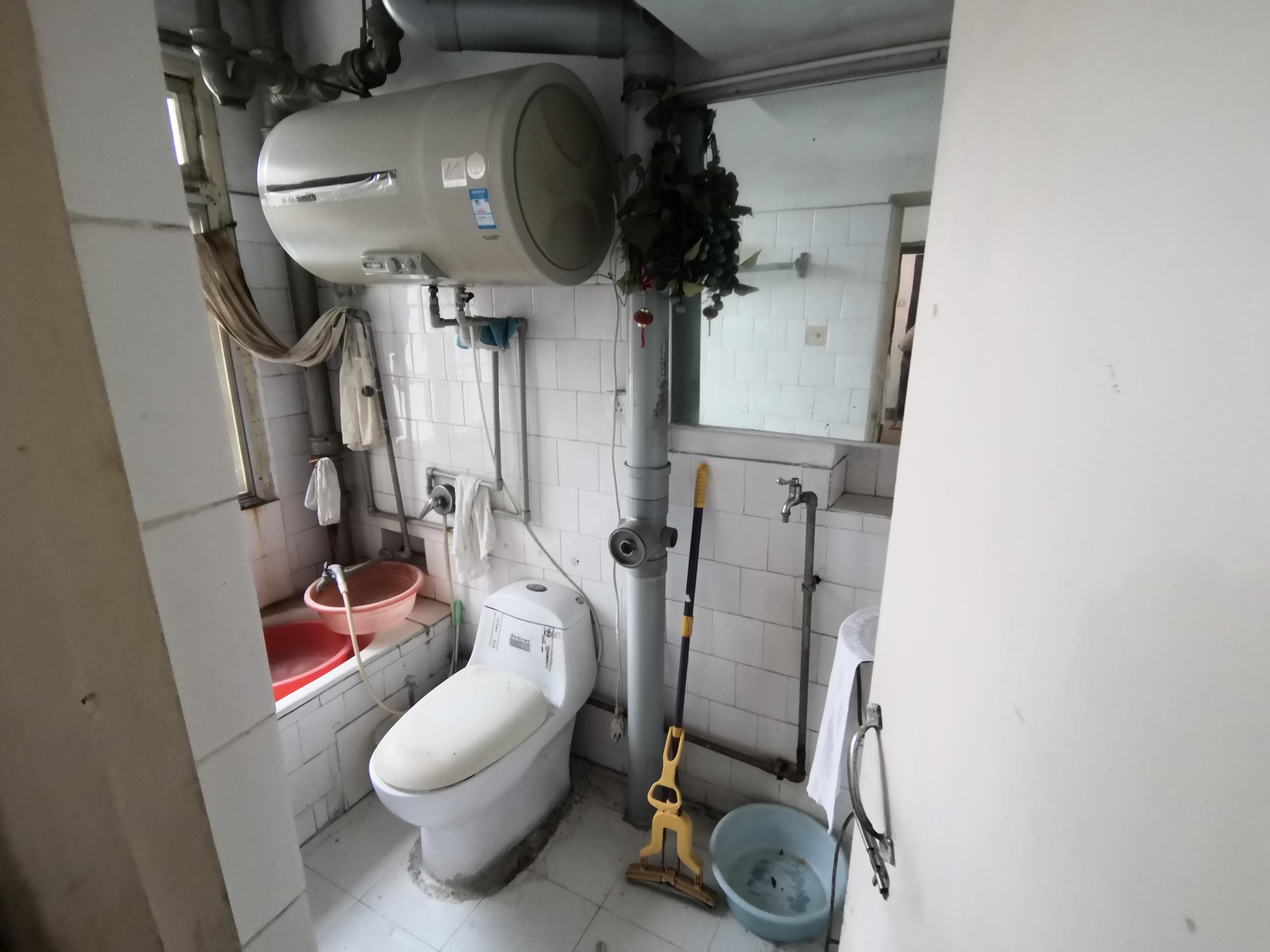 虹桥南村 2室1厅1卫 60.00m&sup2;